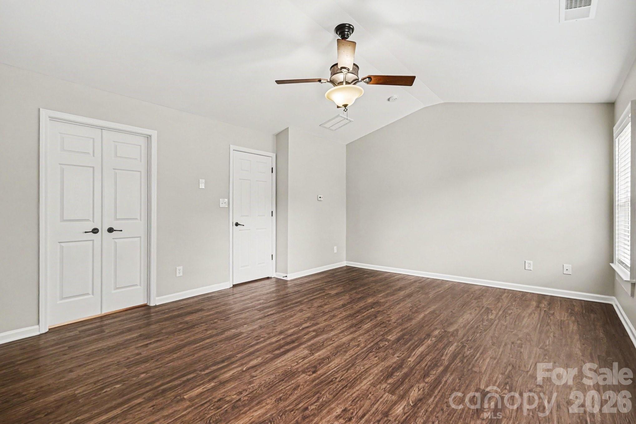 10004 Barrands Lane — Charlotte