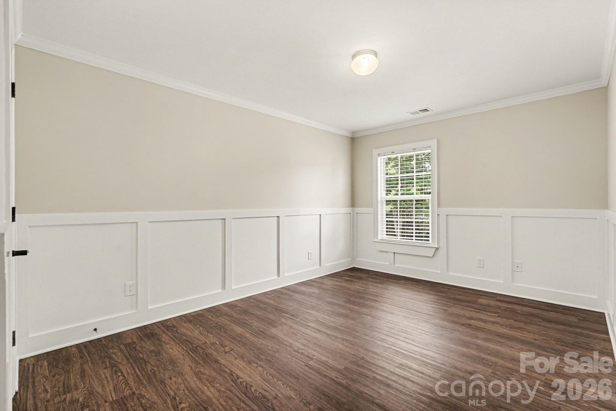 10004 Barrands Lane — Charlotte