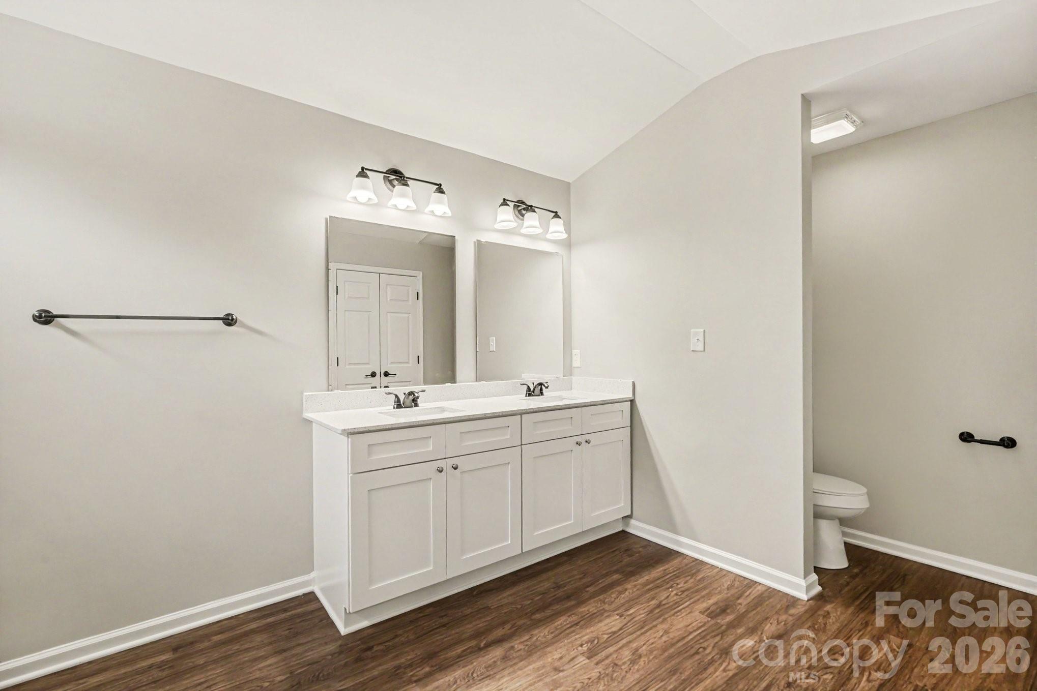 10004 Barrands Lane — Charlotte