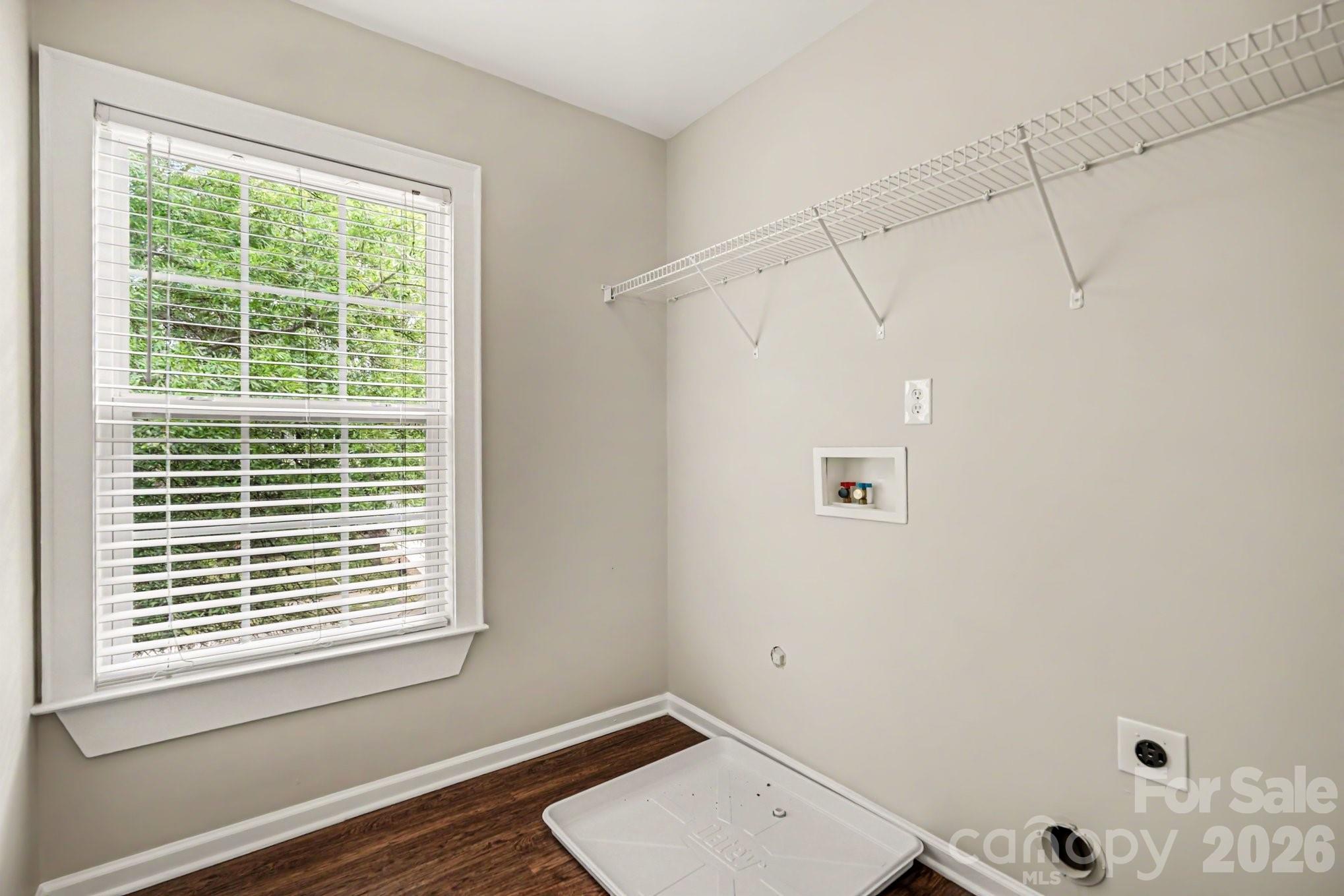 10004 Barrands Lane — Charlotte