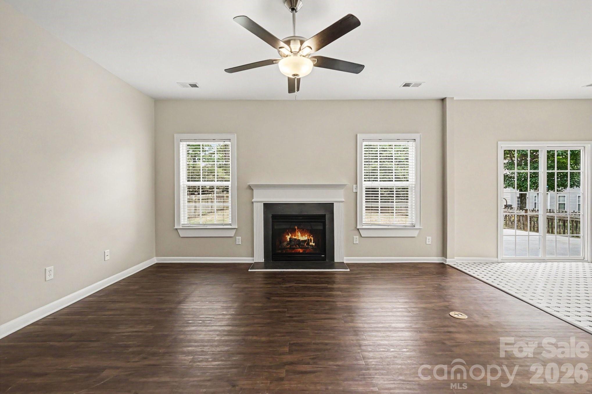 10004 Barrands Lane — Charlotte
