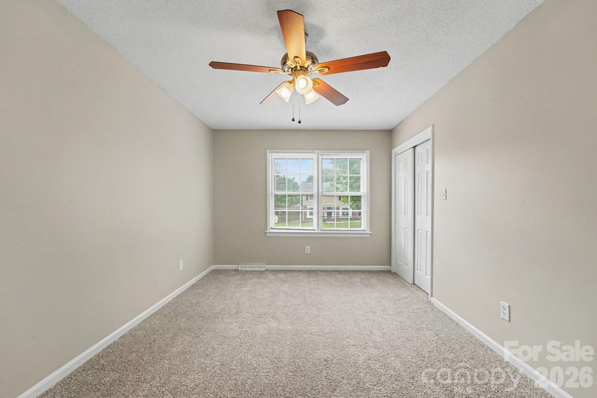 630 Colonial Drive — Statesville