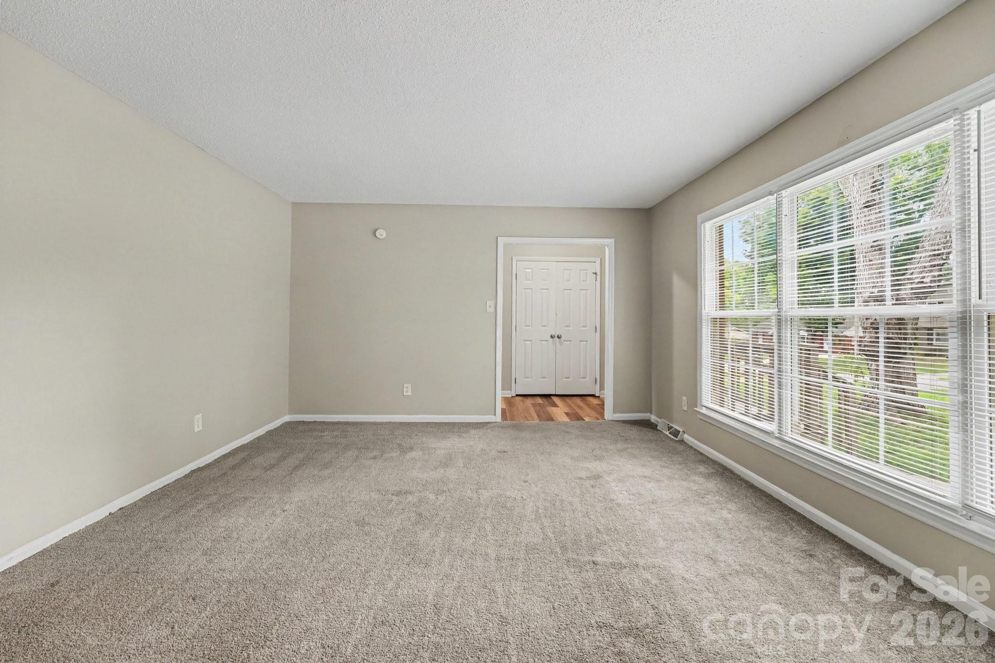 630 Colonial Drive — Statesville