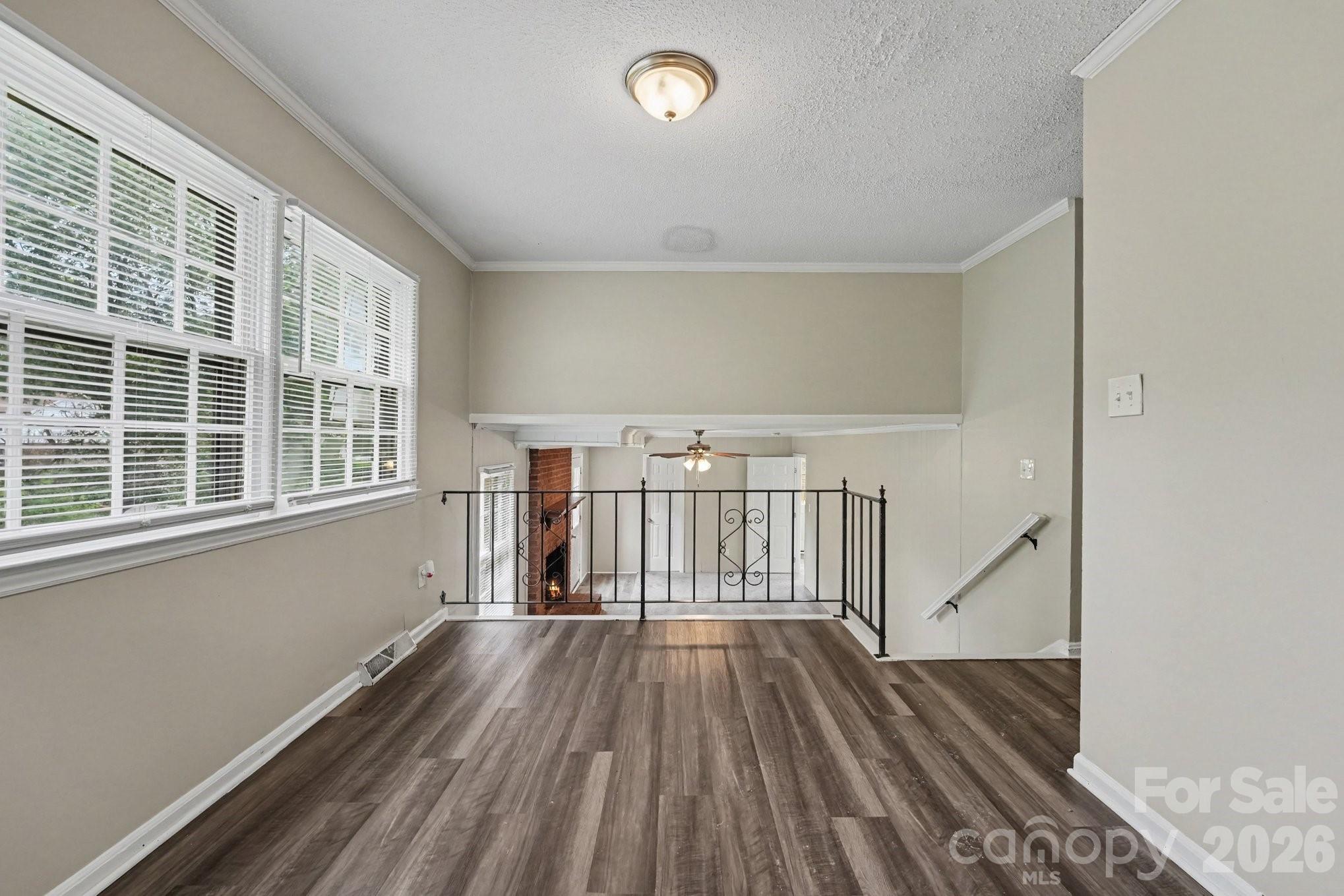630 Colonial Drive — Statesville