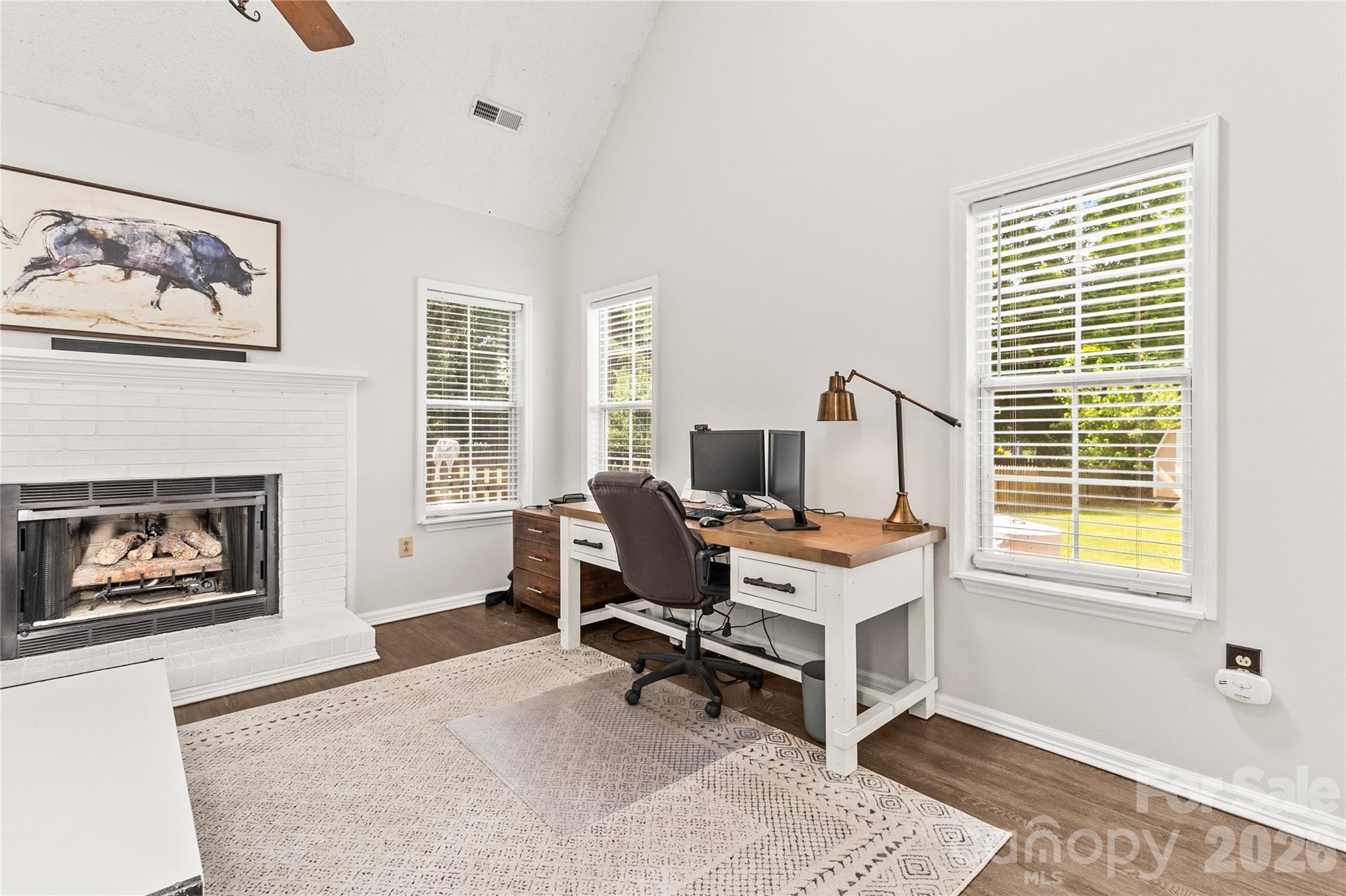 12321 Sparkling Way — Huntersville
