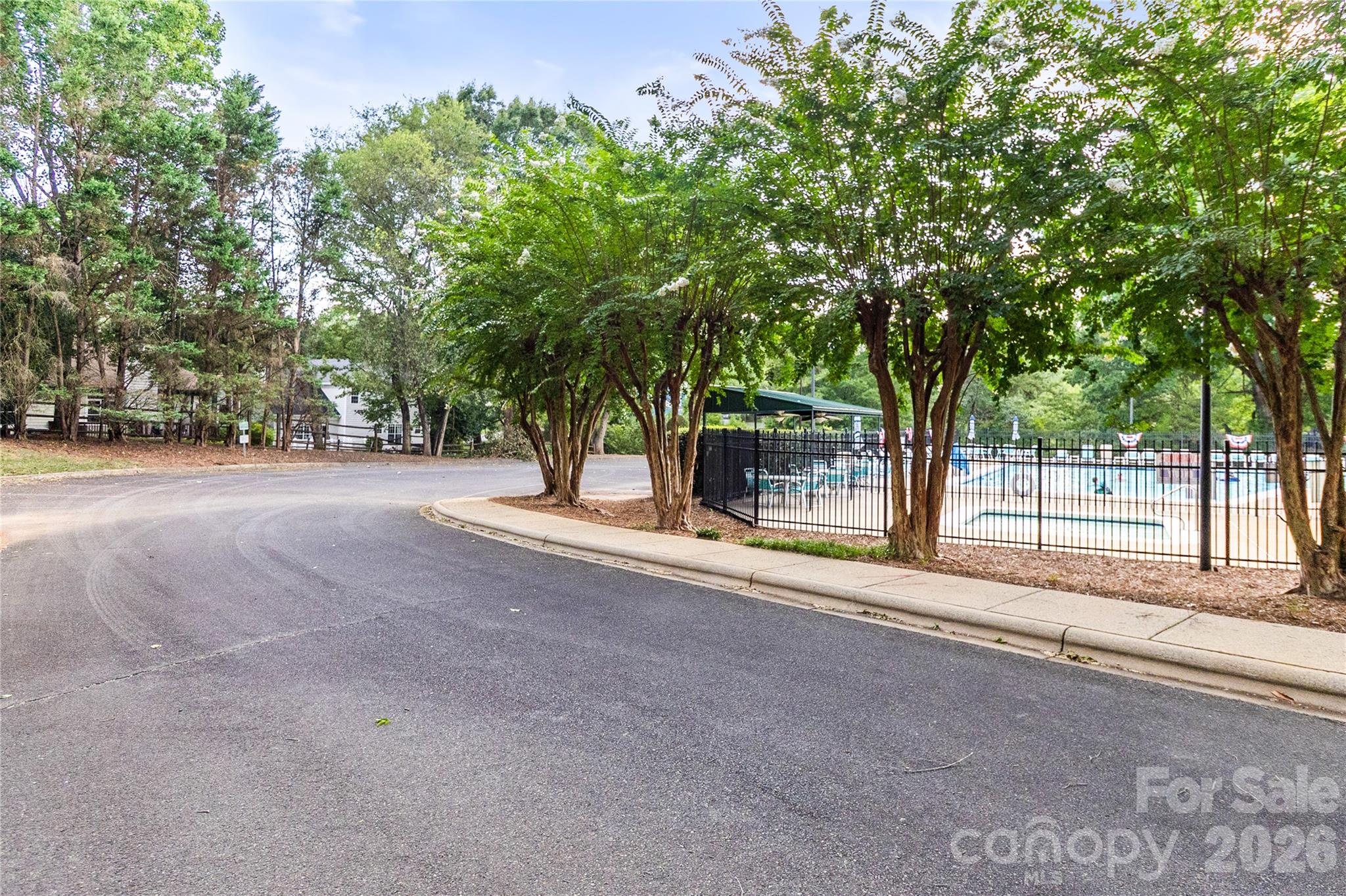 12321 Sparkling Way — Huntersville
