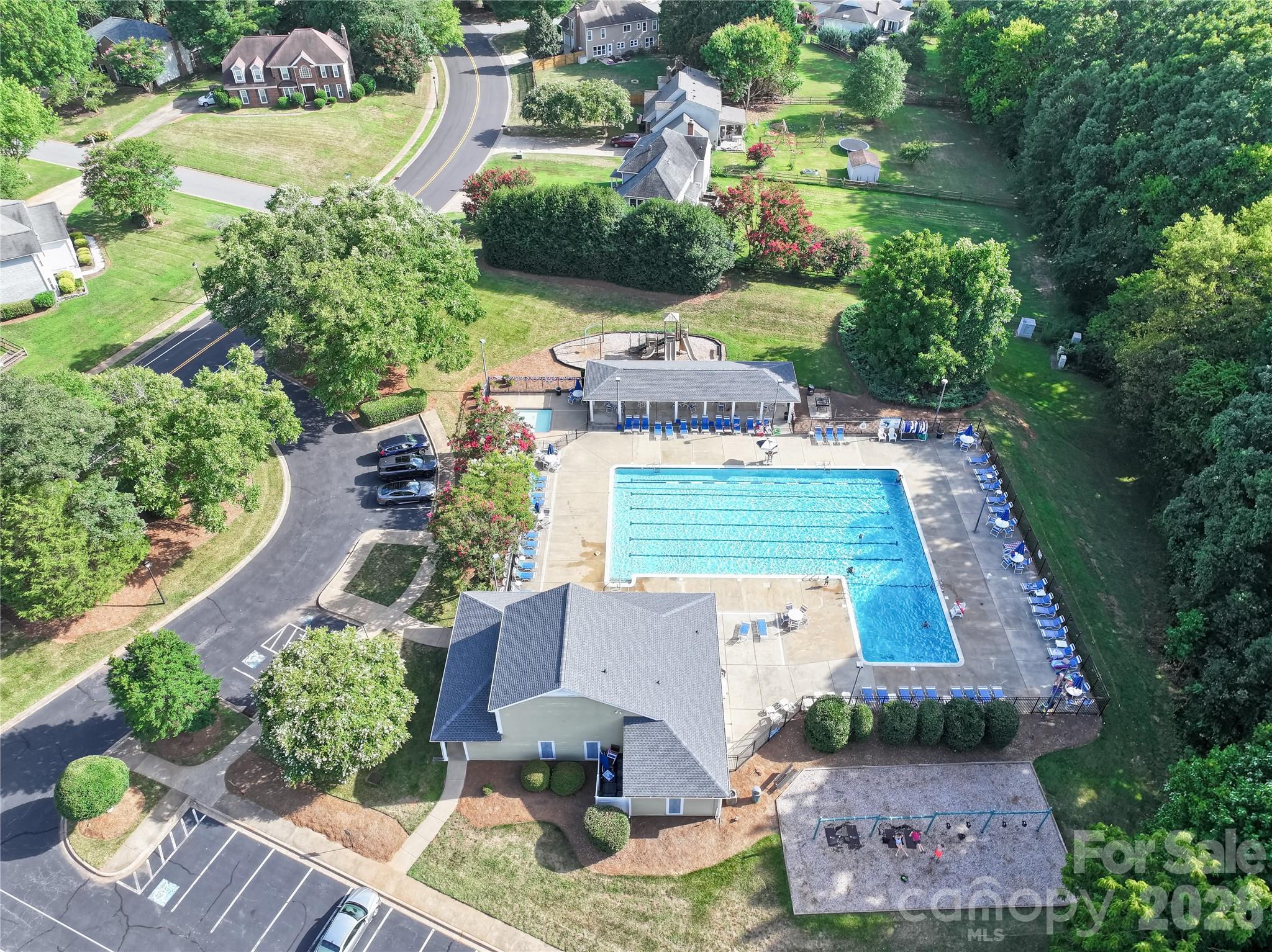 12321 Sparkling Way — Huntersville