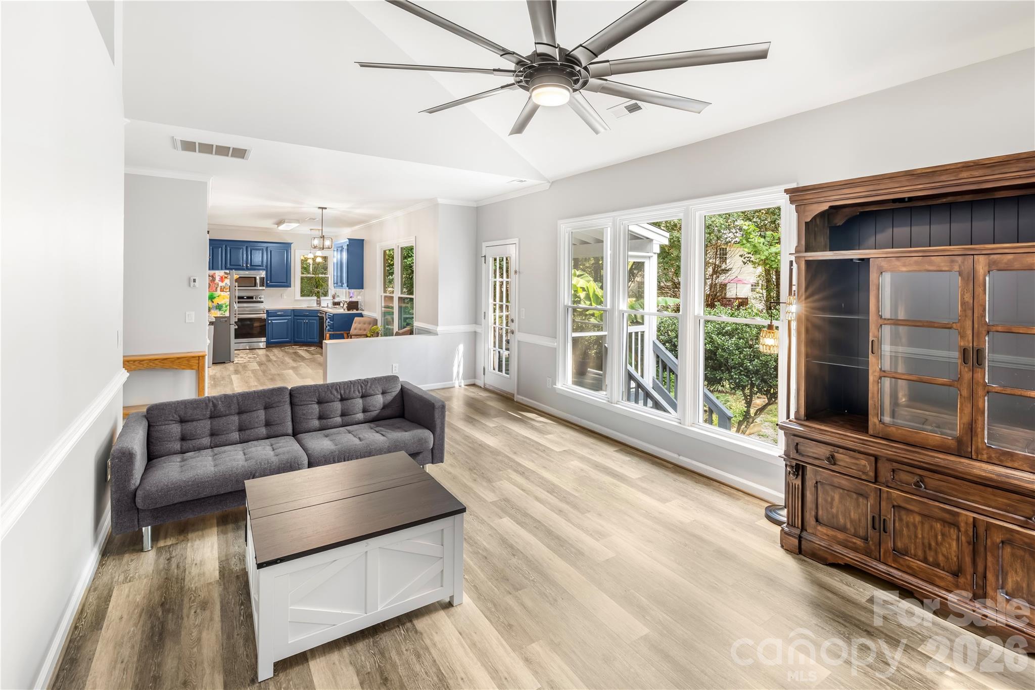 9800 Furlong Trail — Charlotte
