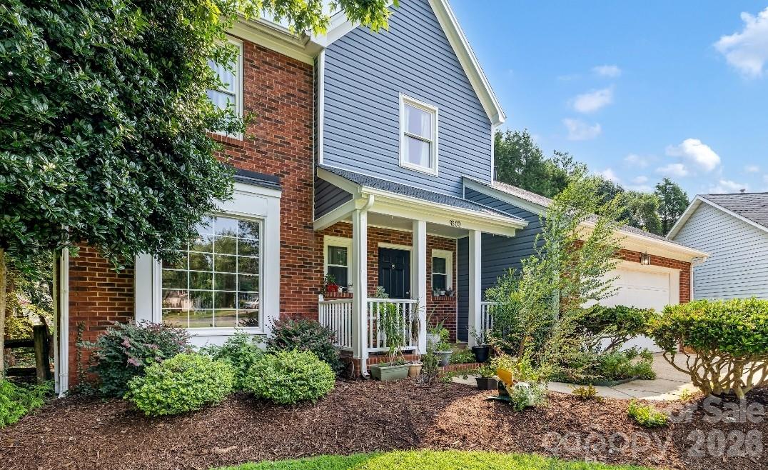 9800 Furlong Trail — Charlotte