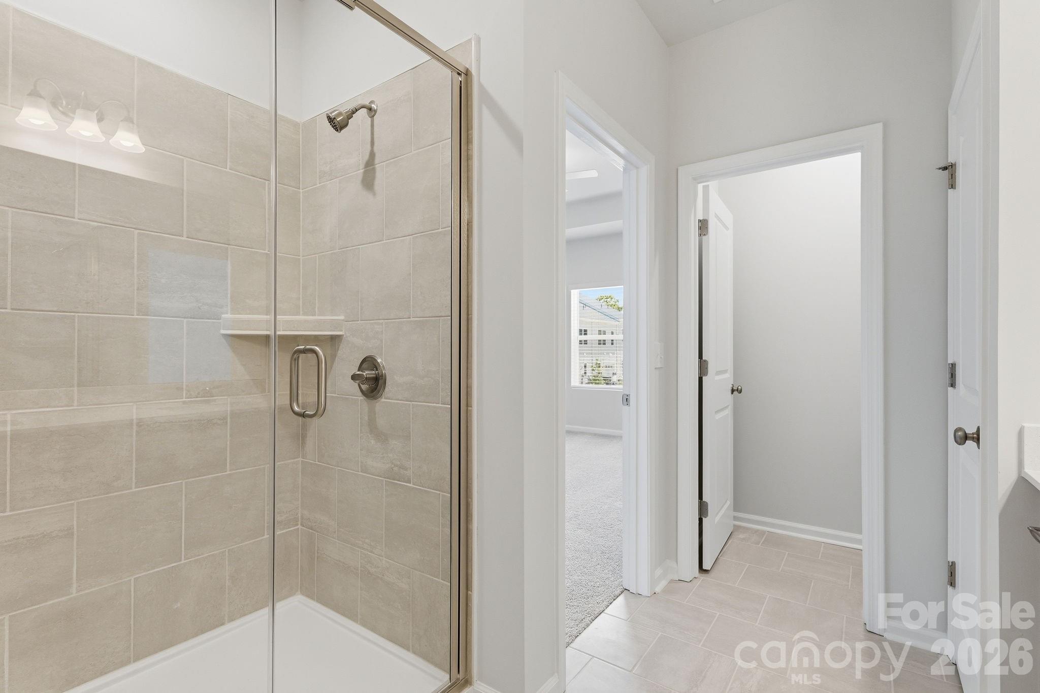 4614 Lakeview Road — Charlotte