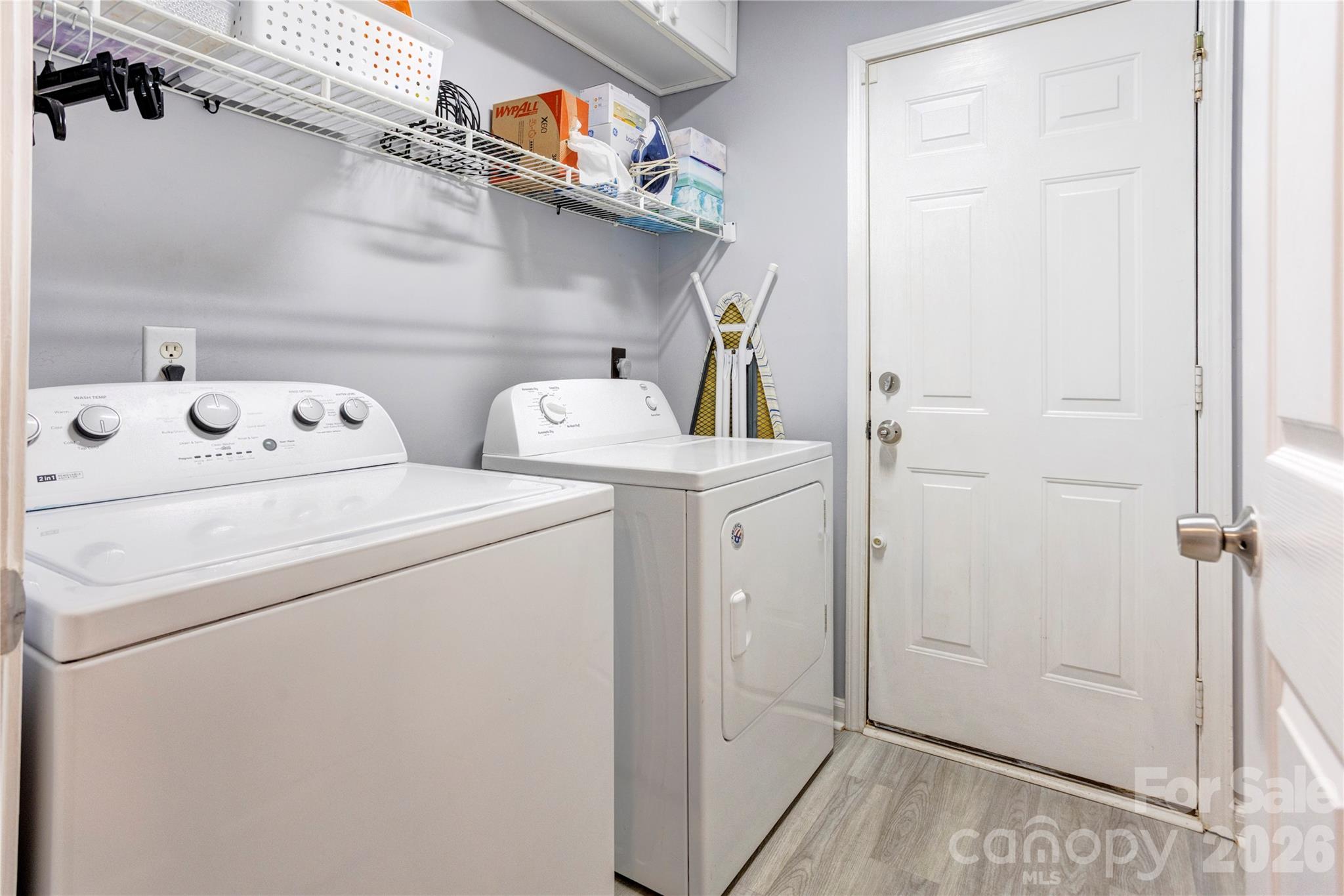 3688 Lake Spring Avenue NW — Concord