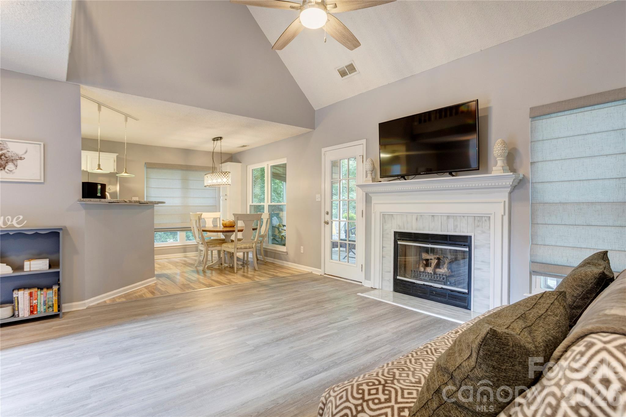 3688 Lake Spring Avenue NW — Concord