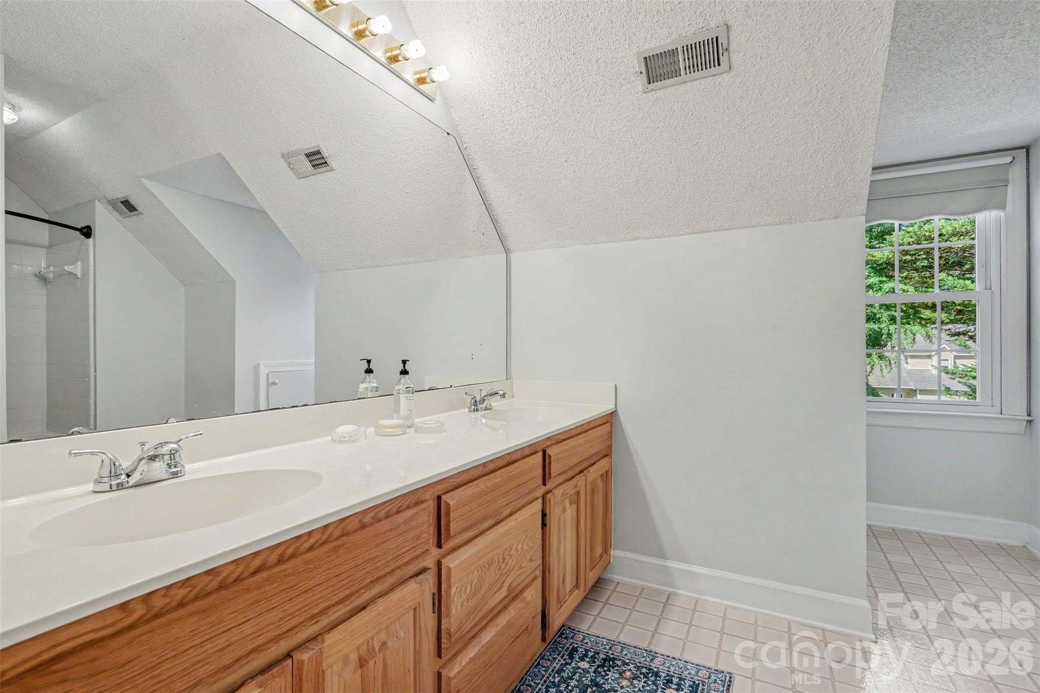 7024 Rothmore Street — Charlotte