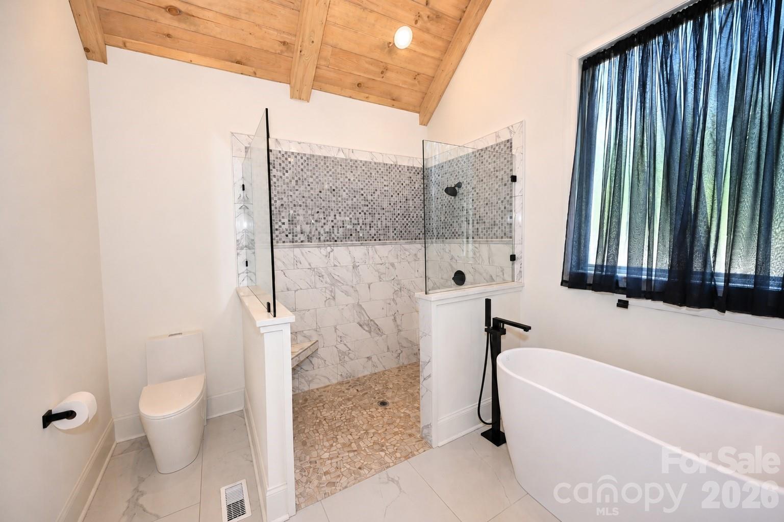 3793 Sarazen Court NE — Conover