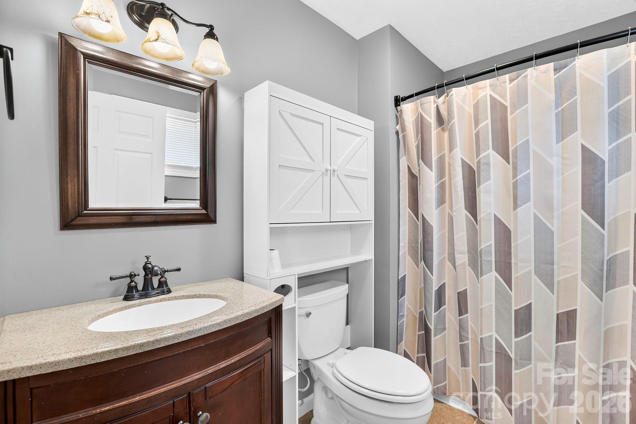 51 Kay Thomas Drive — Hendersonville