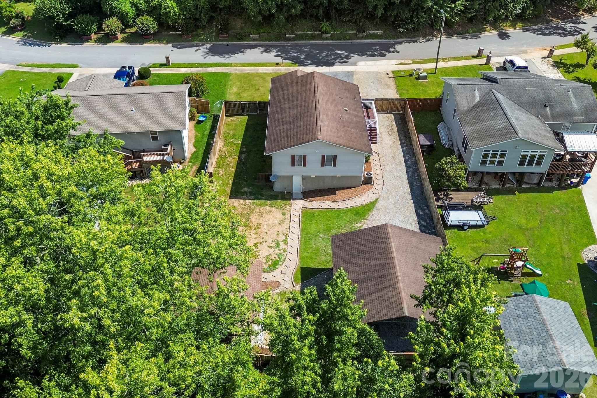 51 Kay Thomas Drive — Hendersonville