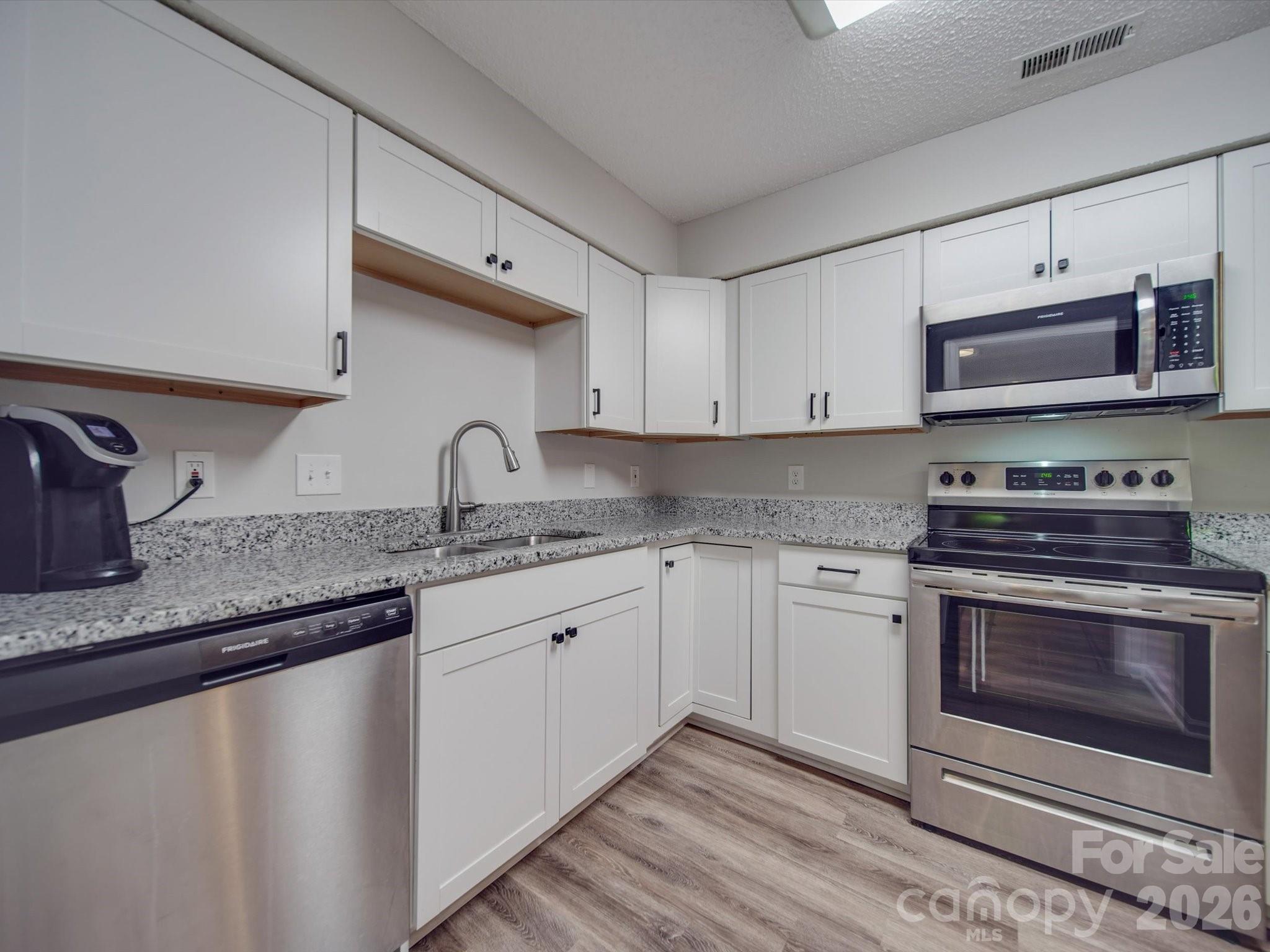1052 Churchill Downs Court #I — Charlotte