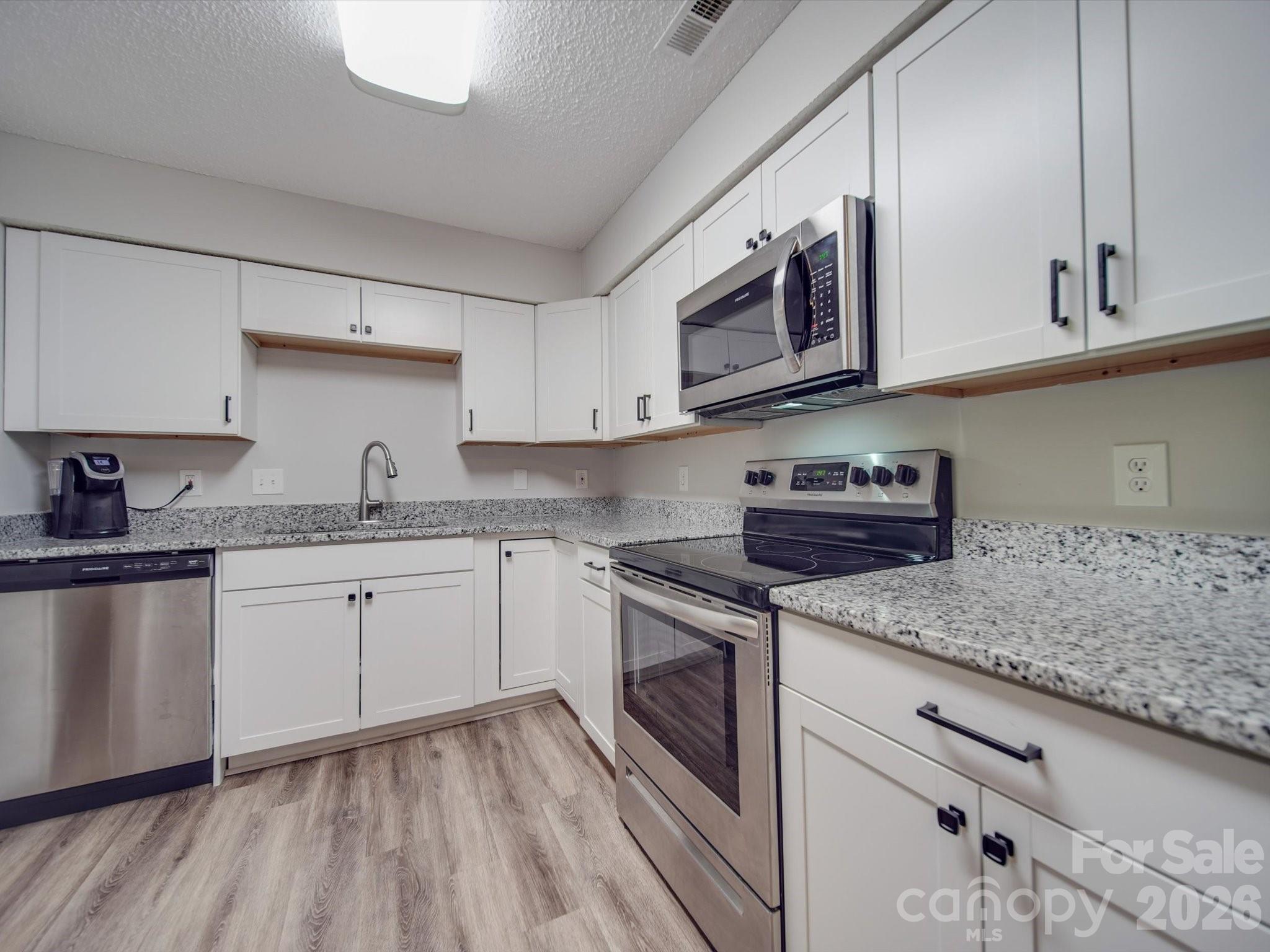 1052 Churchill Downs Court #I — Charlotte