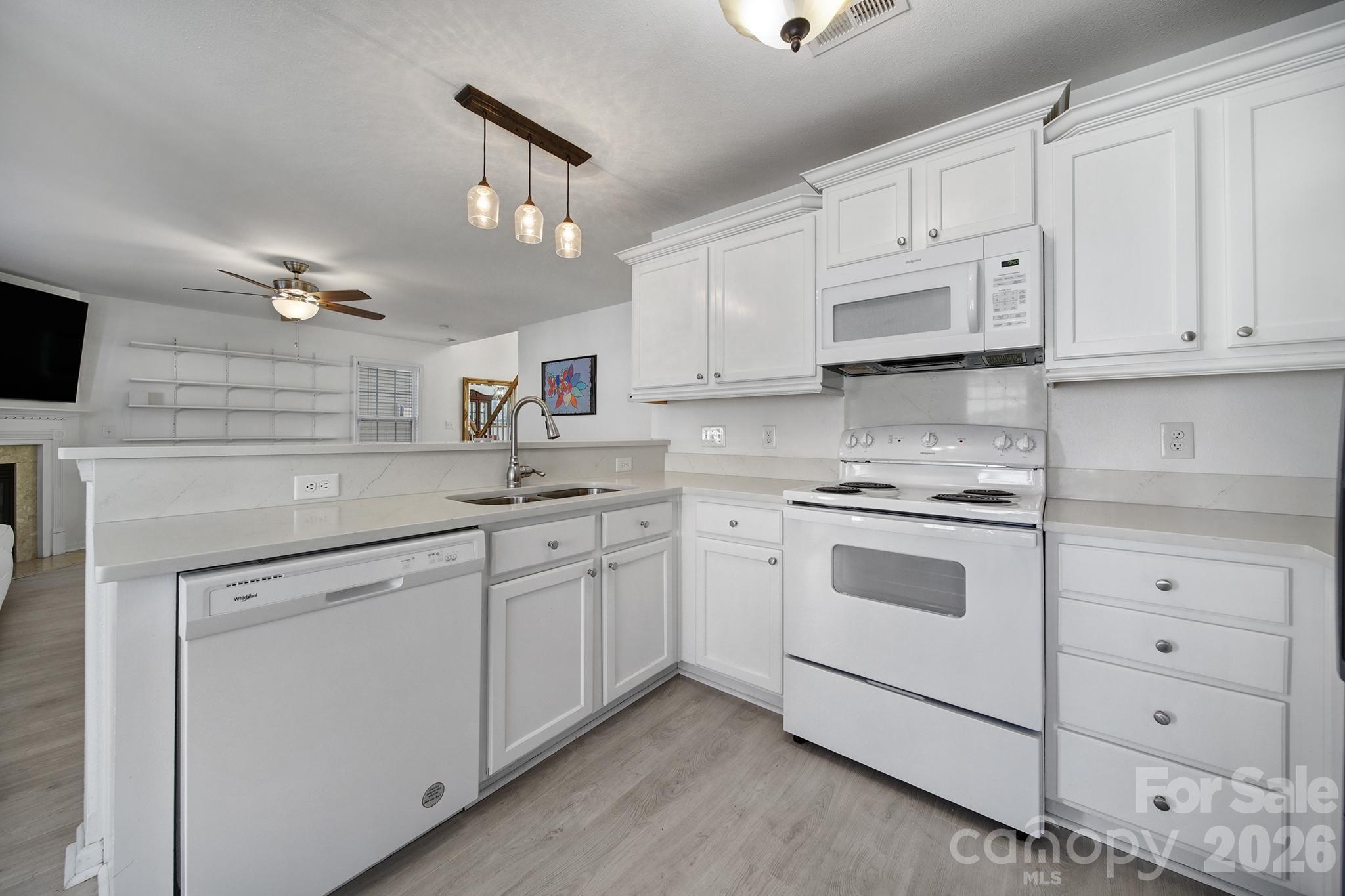 4041 Abbotsbury Drive — Fort Mill