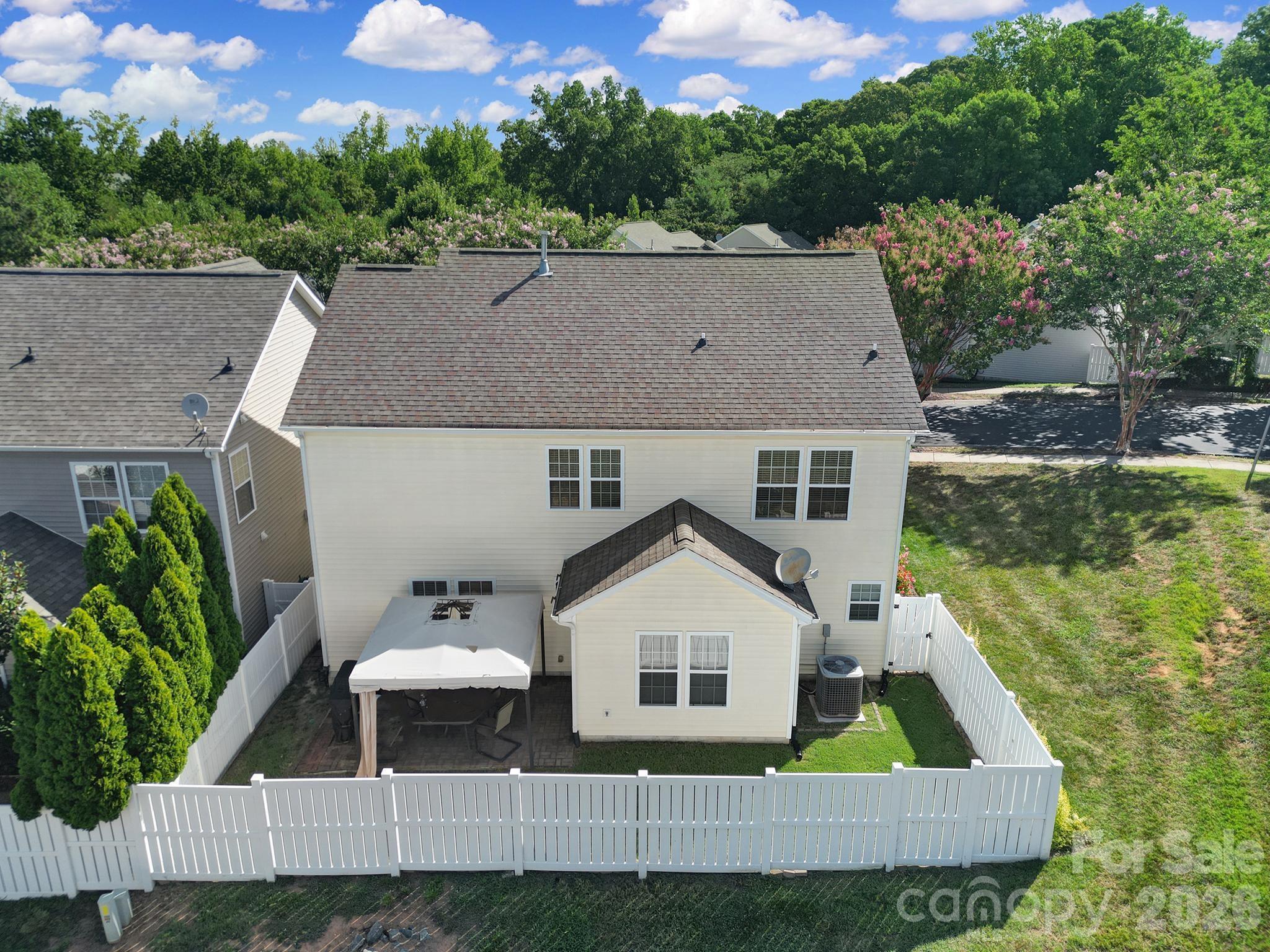 4041 Abbotsbury Drive — Fort Mill