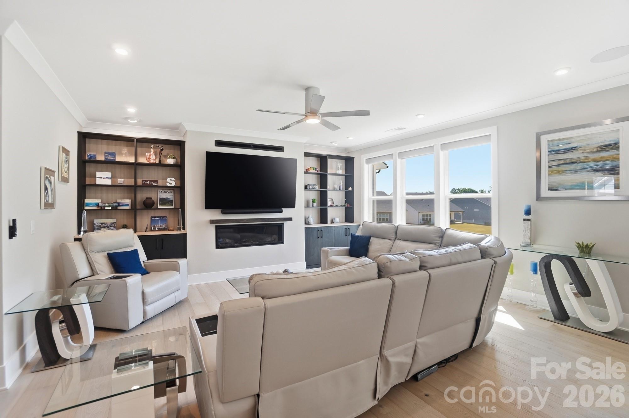 5225 Glenwalk Drive — Charlotte