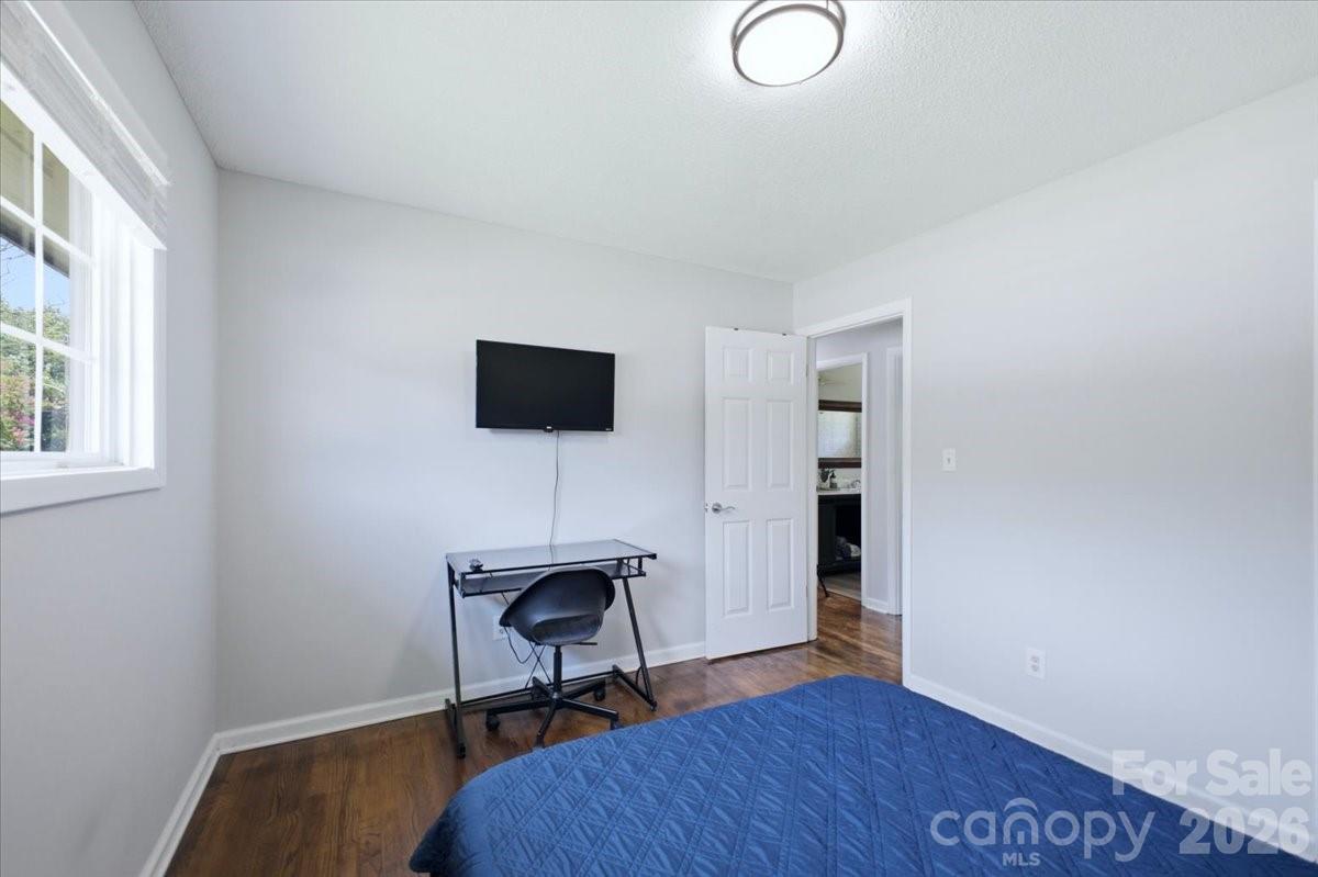 2521 Alleghany Street — Charlotte