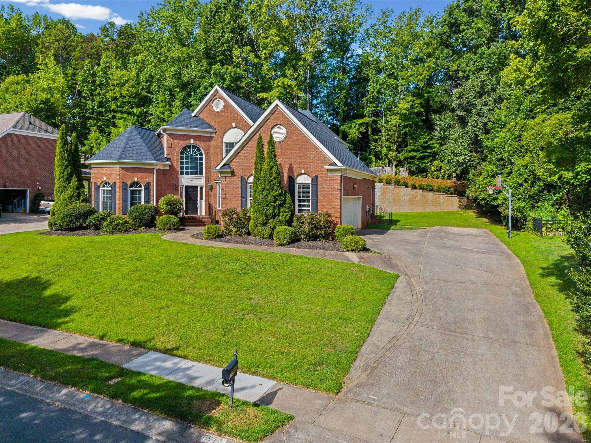 6917 Riesman Lane — Charlotte