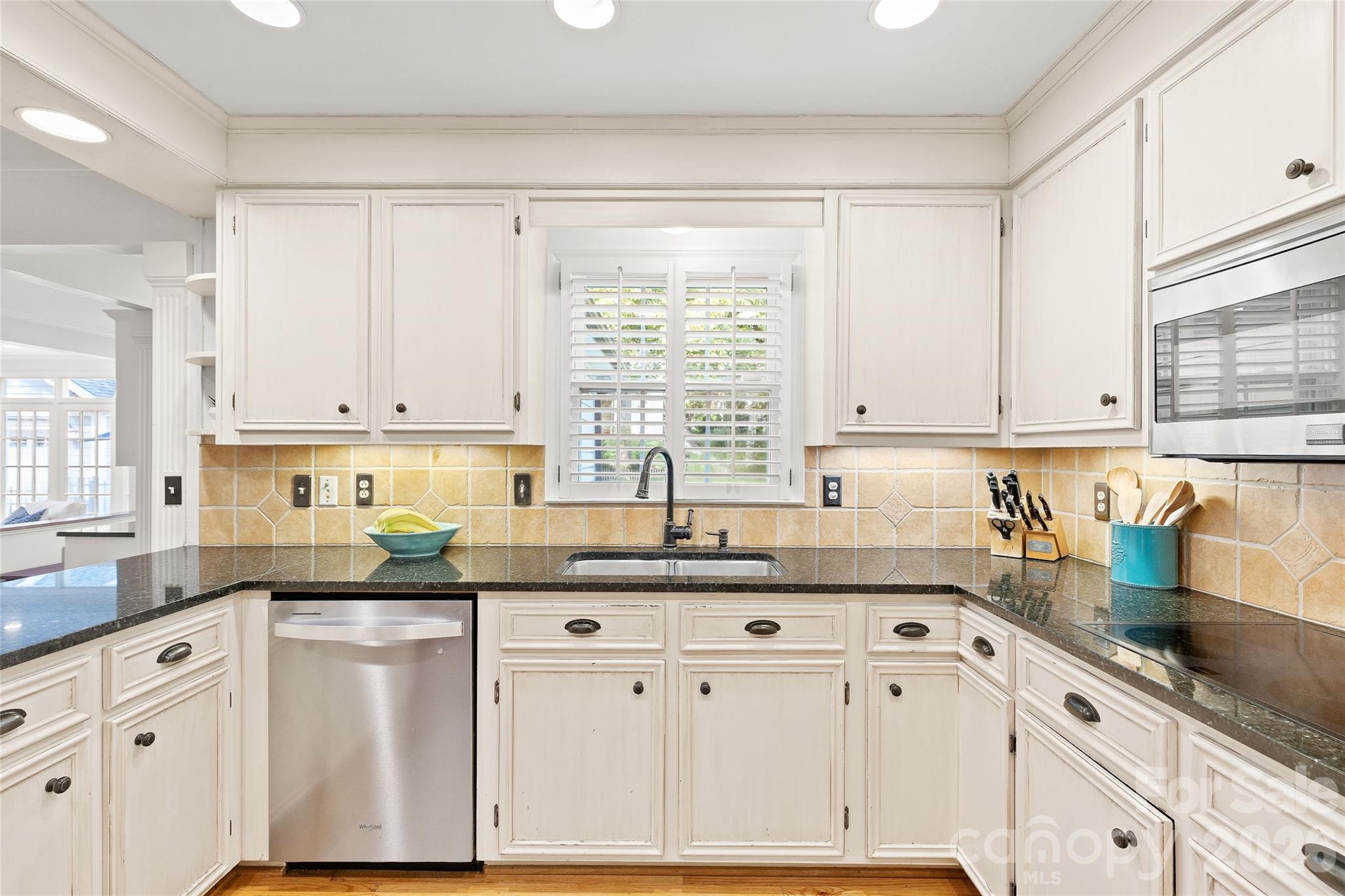 2501 Valencia Terrace — Charlotte