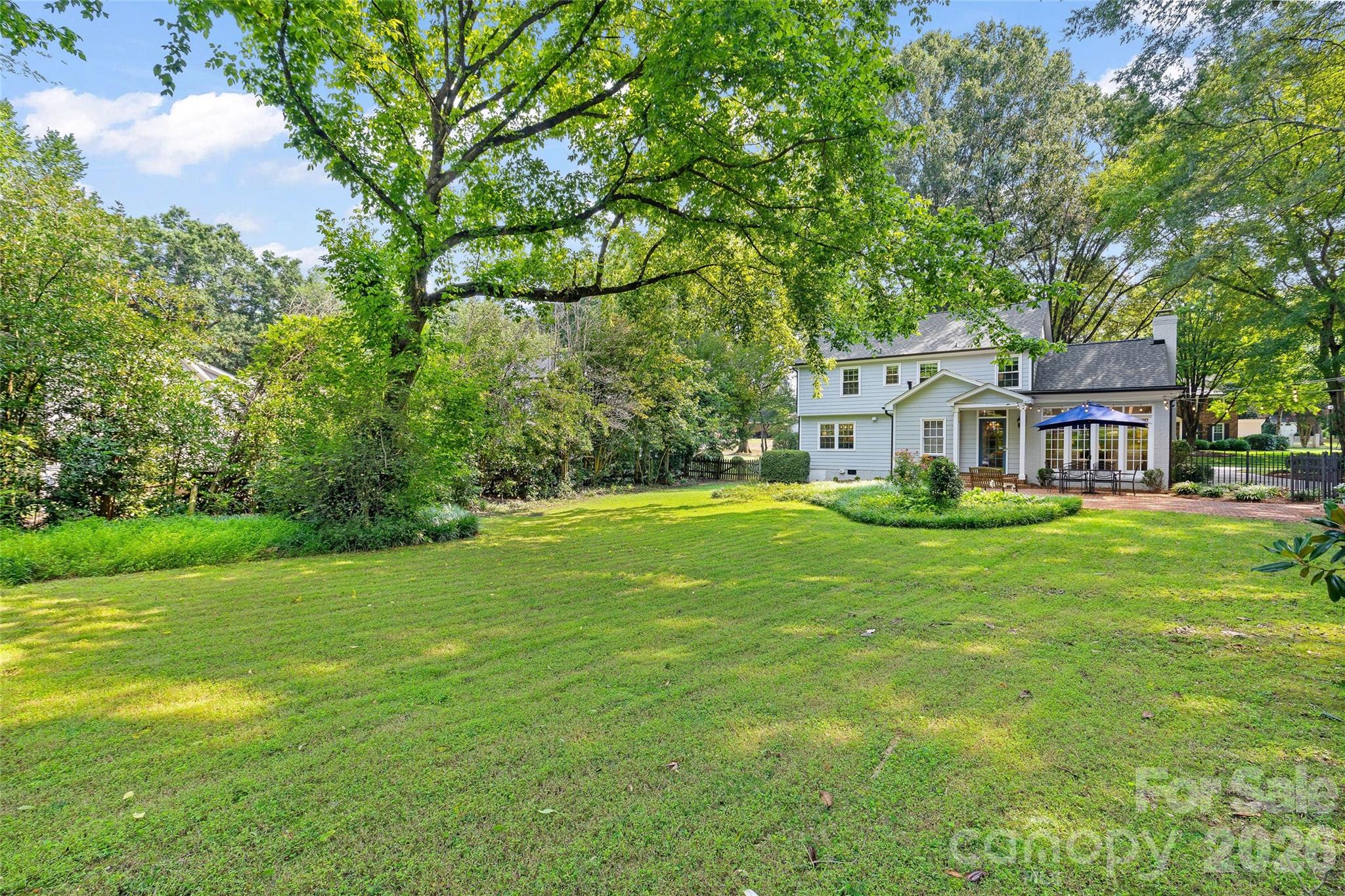 2501 Valencia Terrace — Charlotte