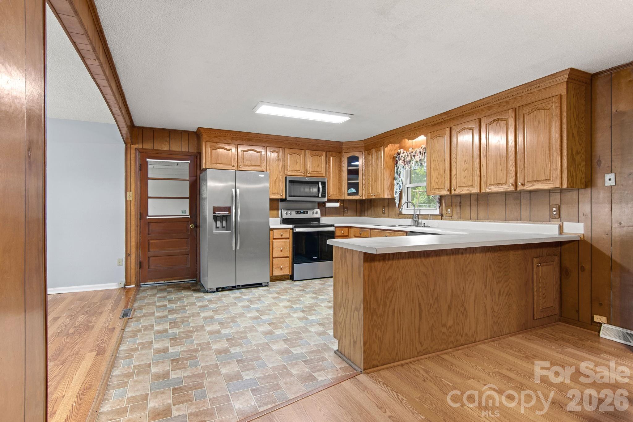 307 Somerset Drive — Kings Mountain