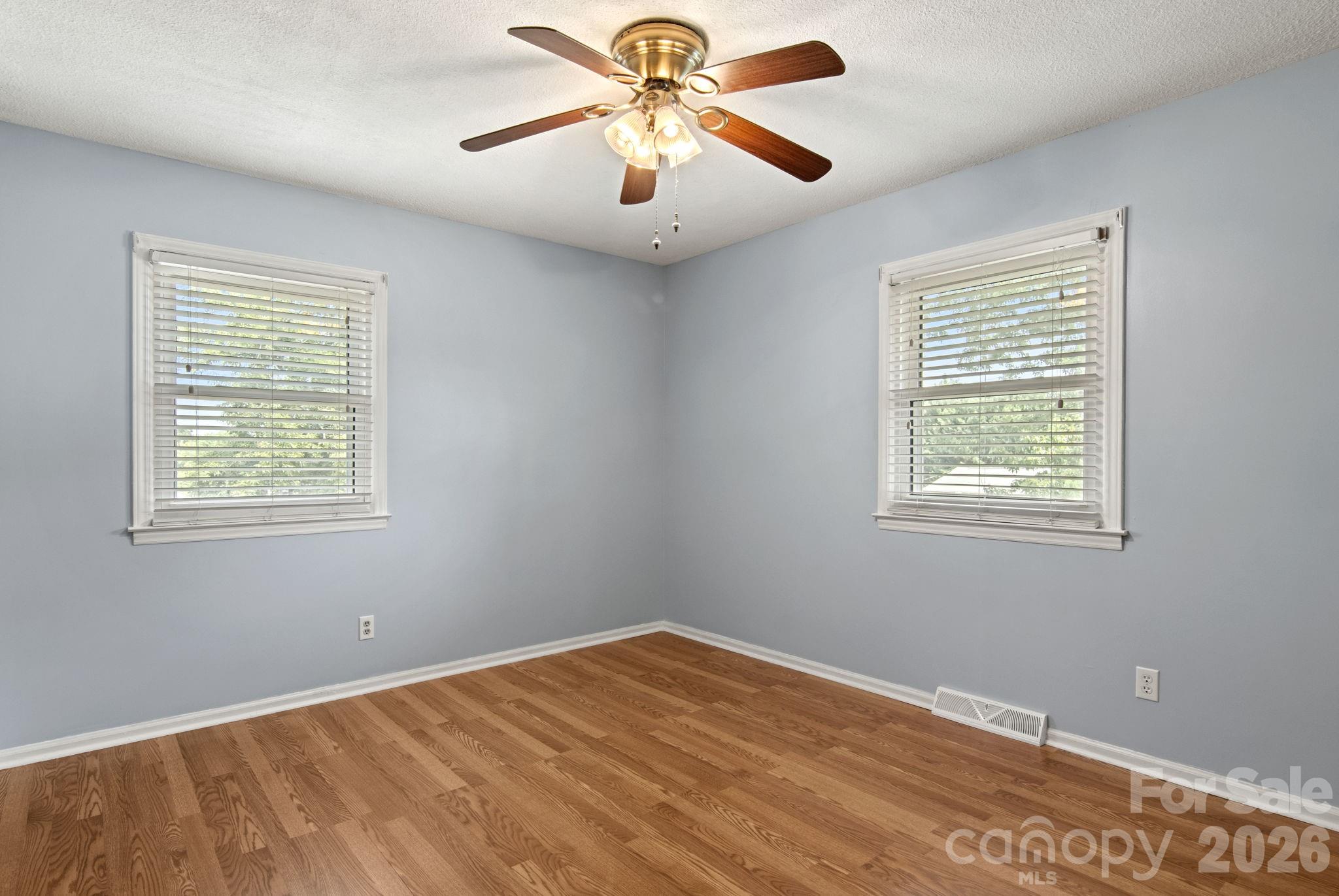 307 Somerset Drive — Kings Mountain
