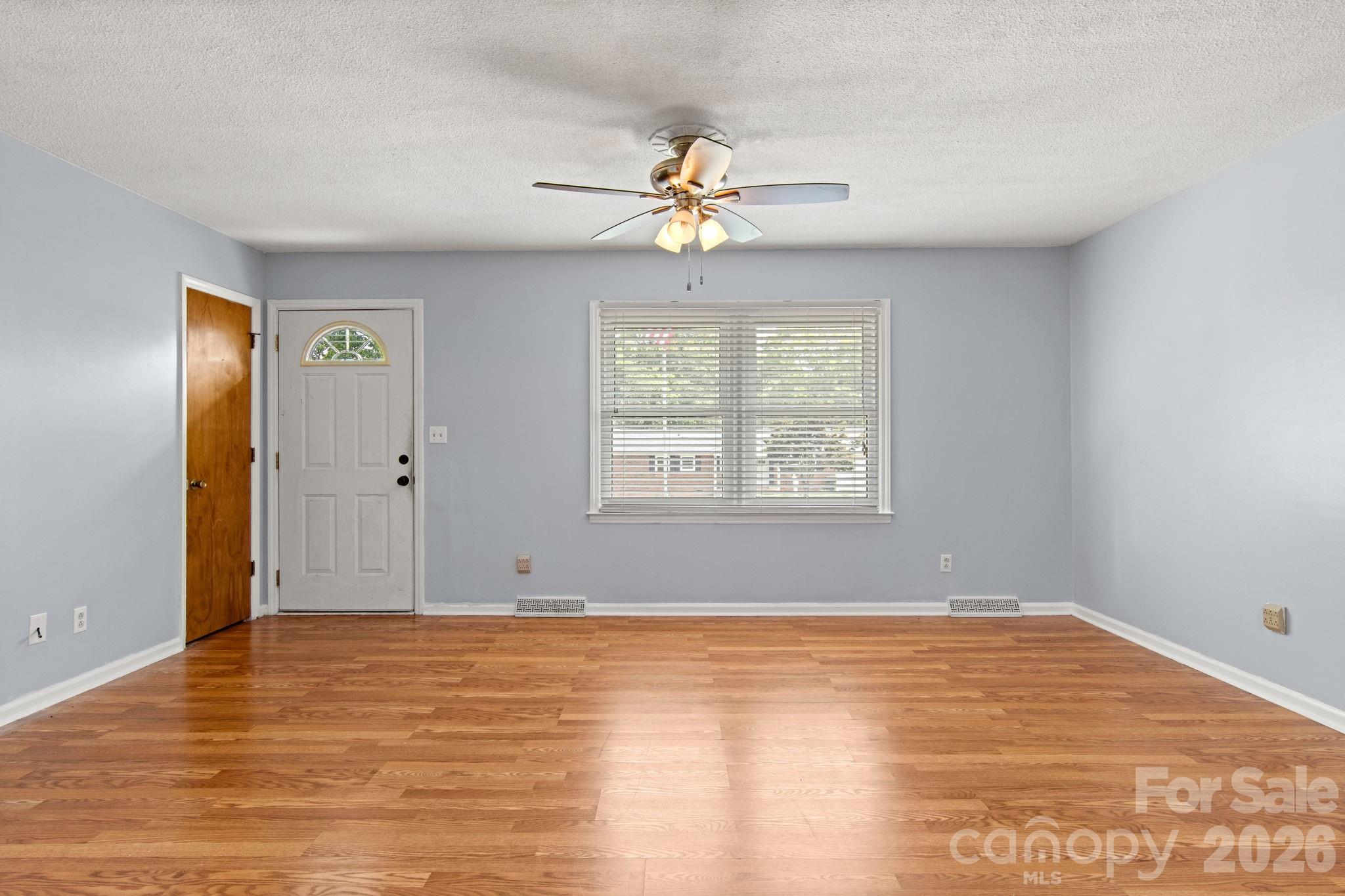 307 Somerset Drive — Kings Mountain