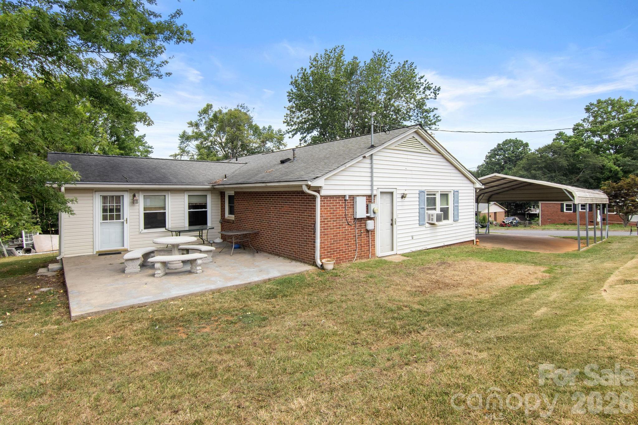307 Somerset Drive — Kings Mountain