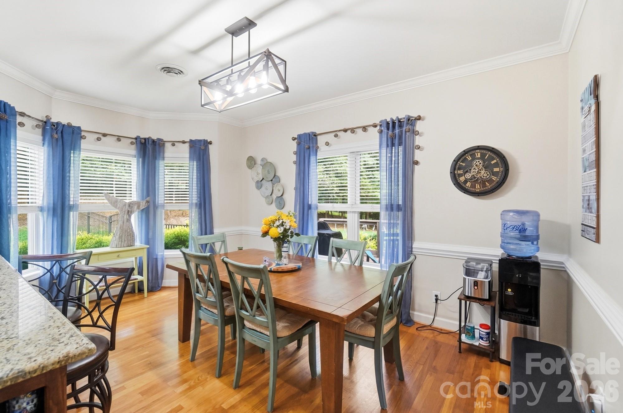 2055 Tiger Paw Lane — York