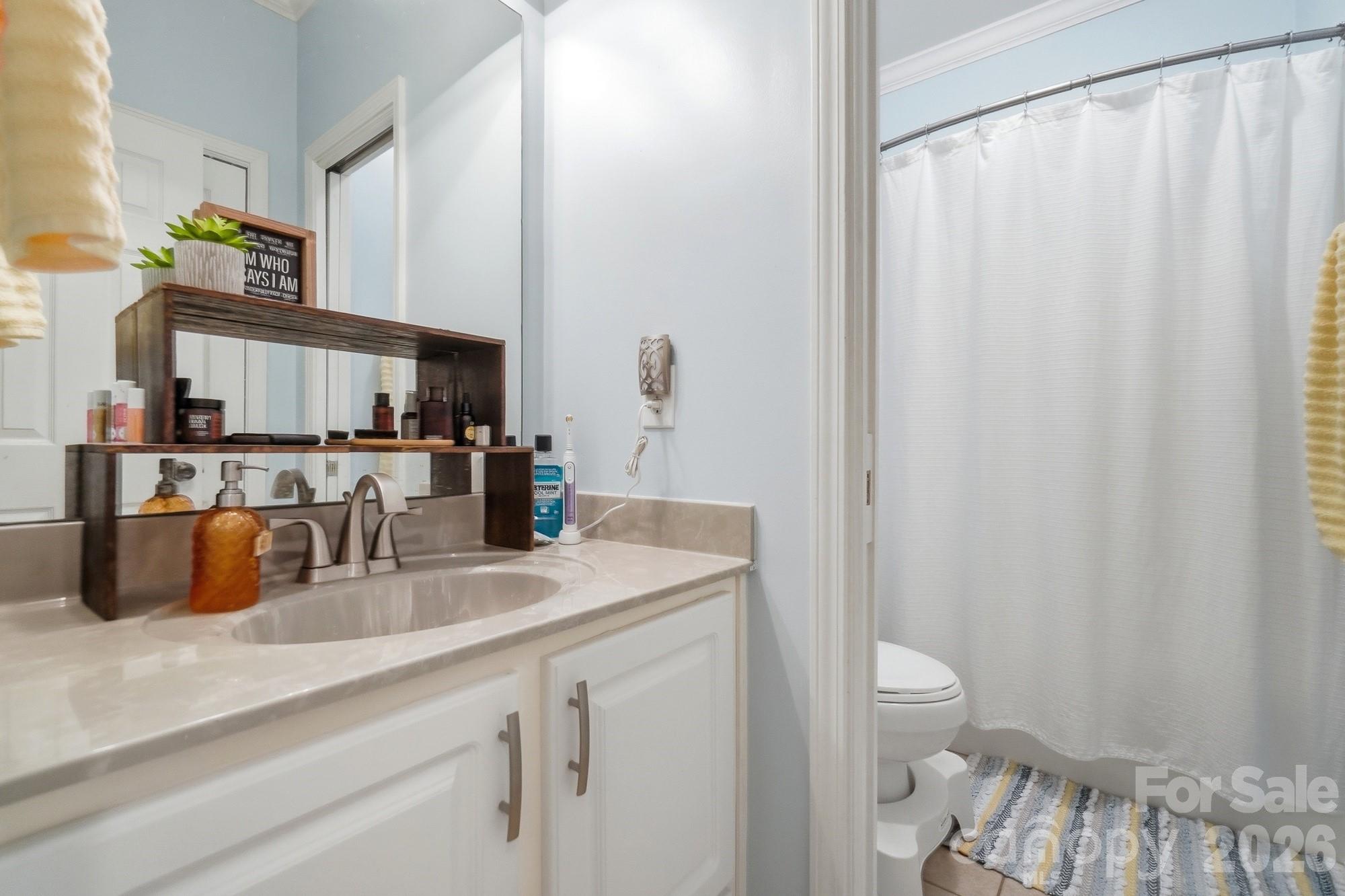 2055 Tiger Paw Lane — York