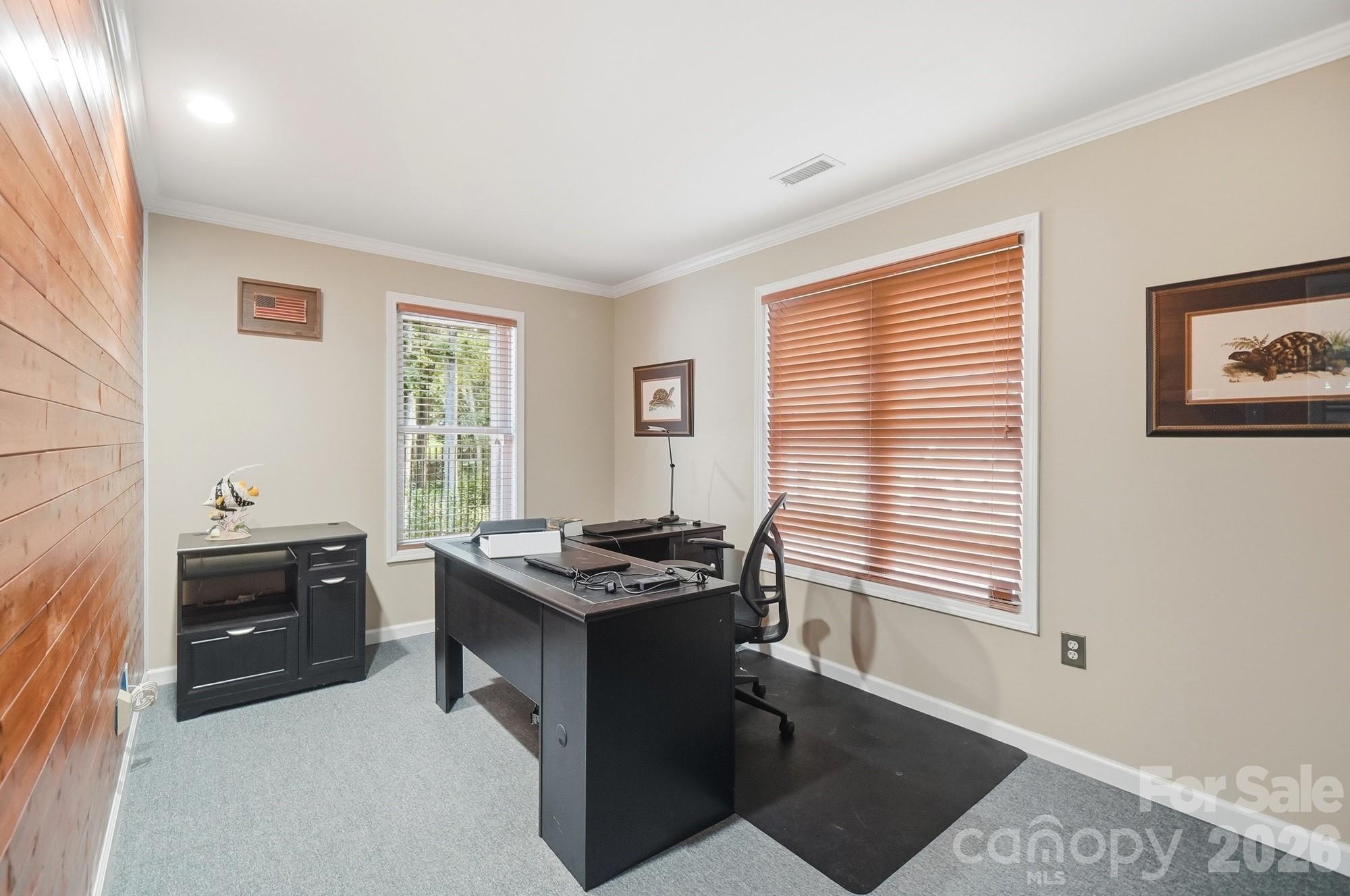 2055 Tiger Paw Lane — York