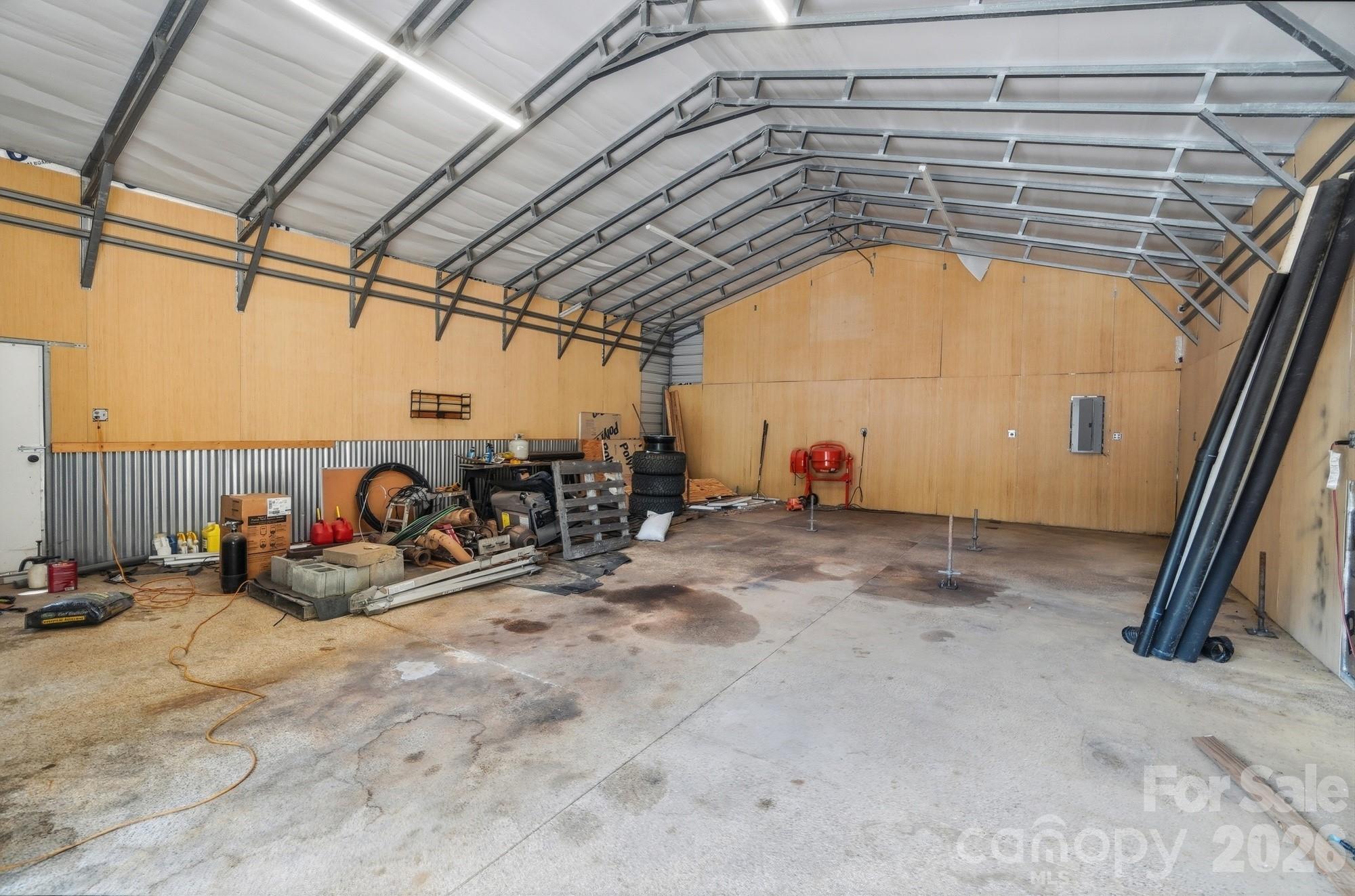 2055 Tiger Paw Lane — York