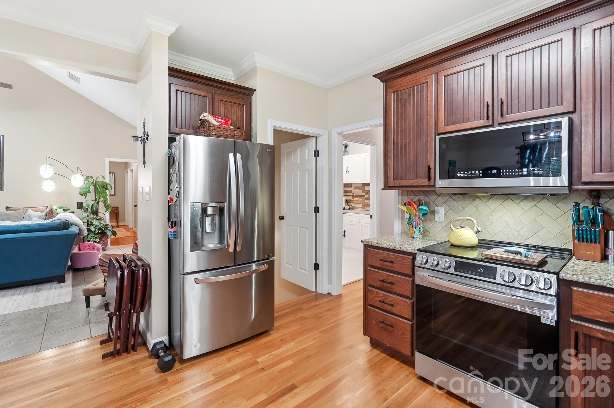 2055 Tiger Paw Lane — York