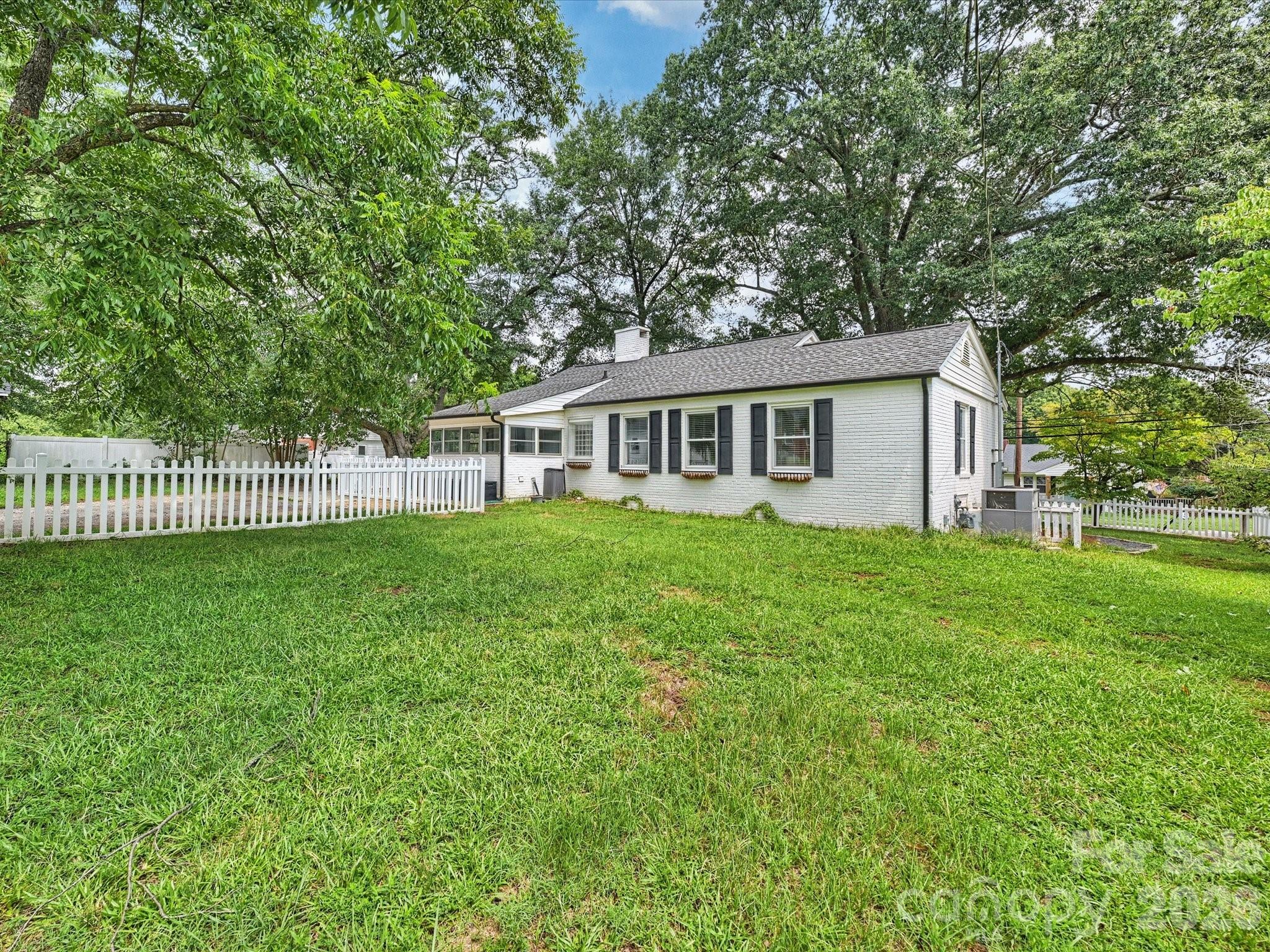 301 Harris Street — Fort Mill