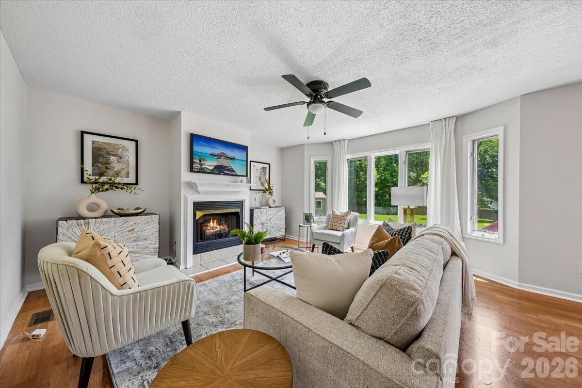 508 Watergate Circle — Gastonia