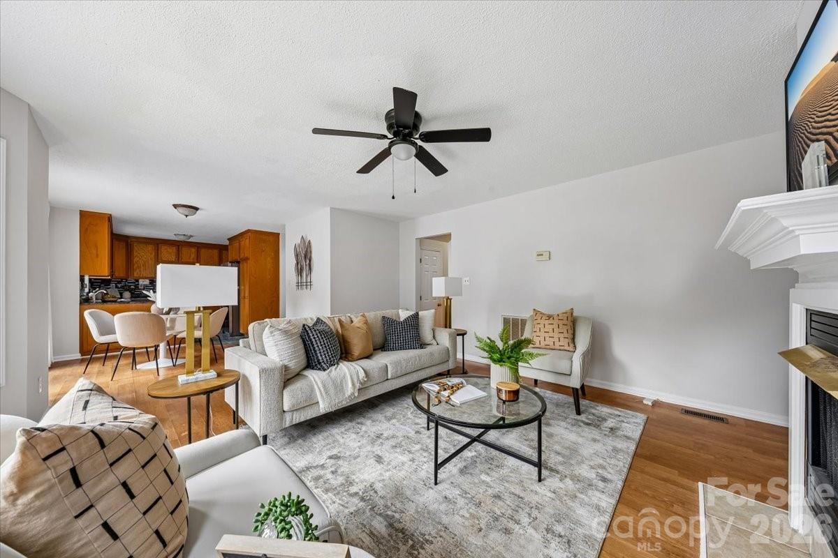 508 Watergate Circle — Gastonia
