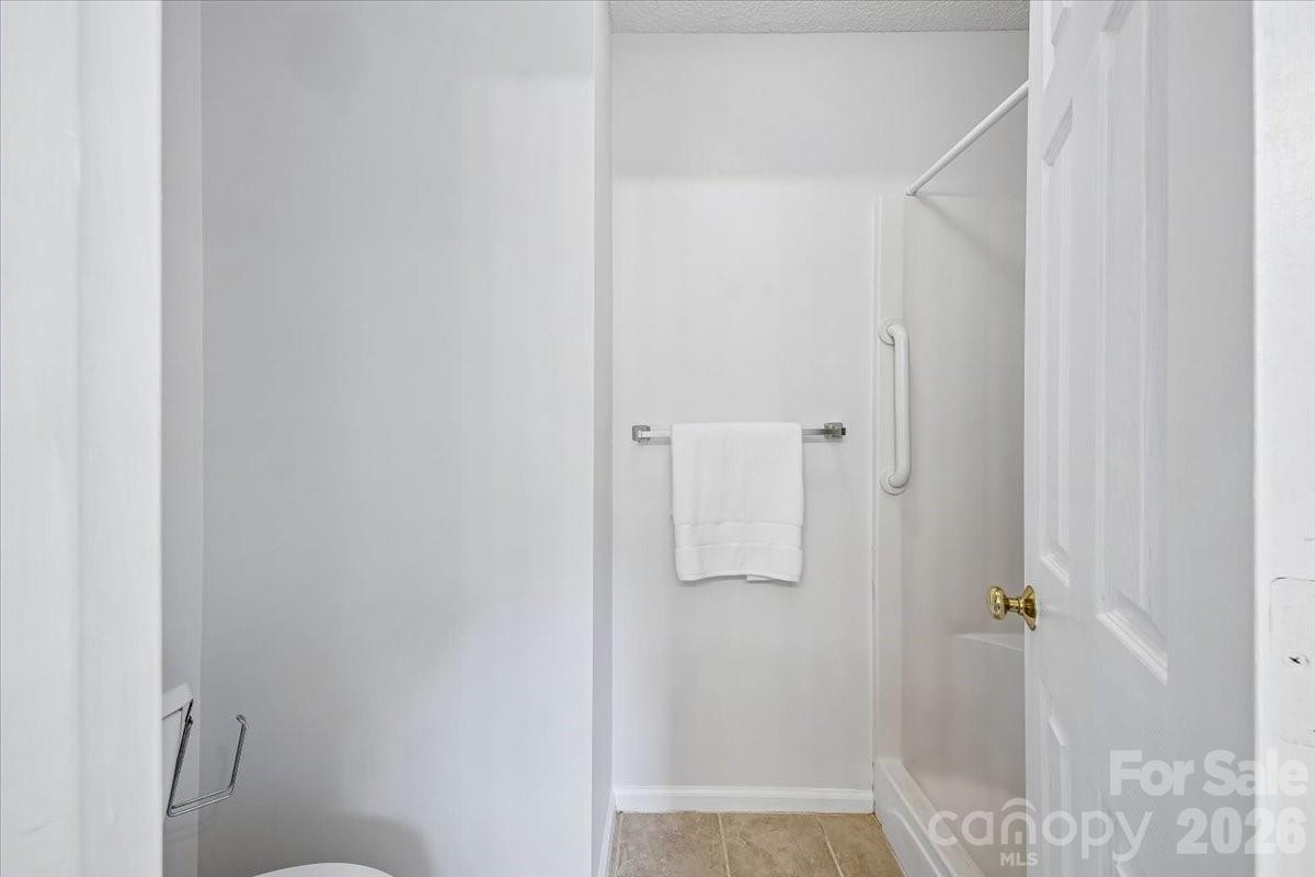 508 Watergate Circle — Gastonia