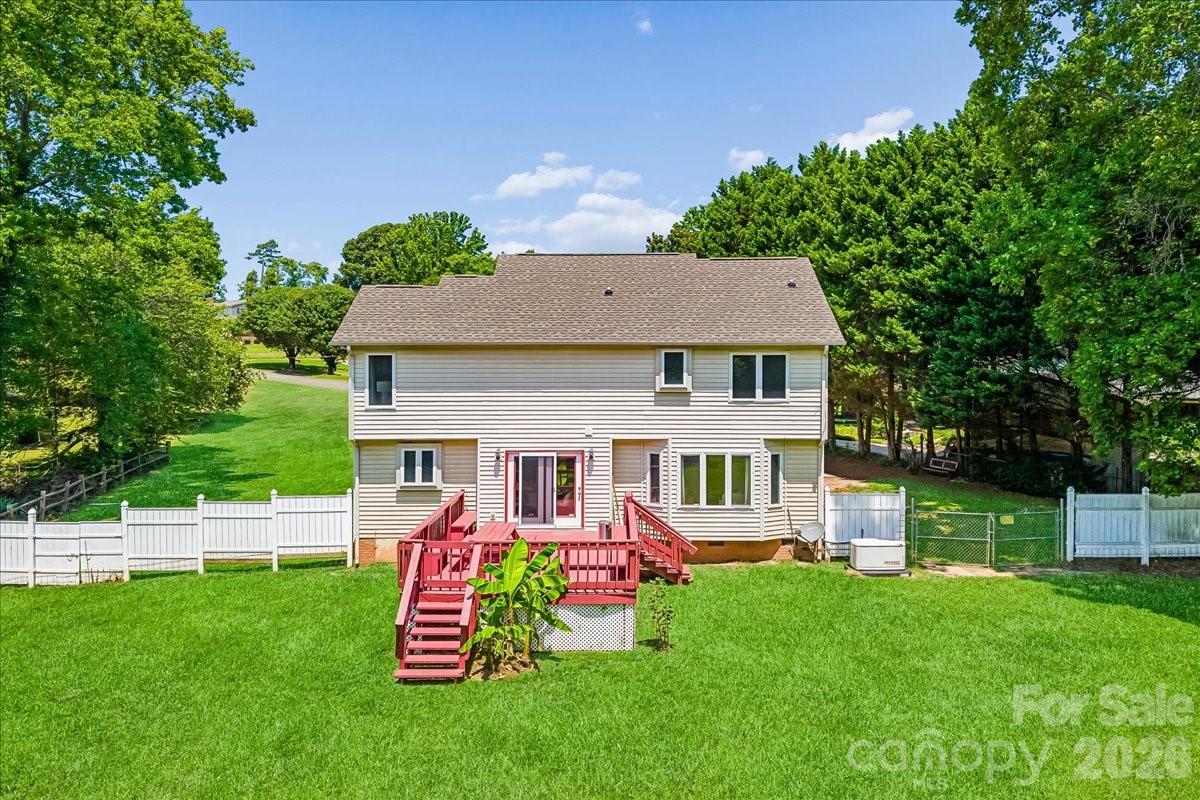 508 Watergate Circle — Gastonia