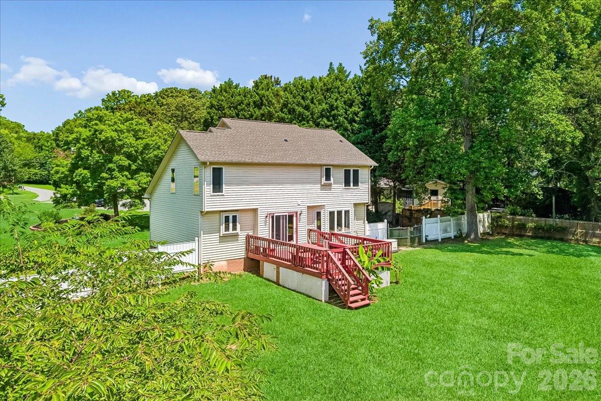 508 Watergate Circle — Gastonia