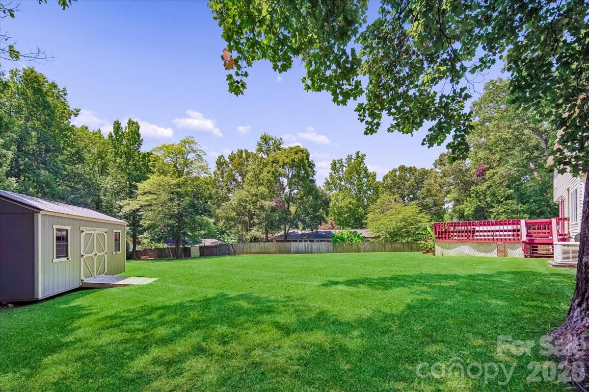 508 Watergate Circle — Gastonia