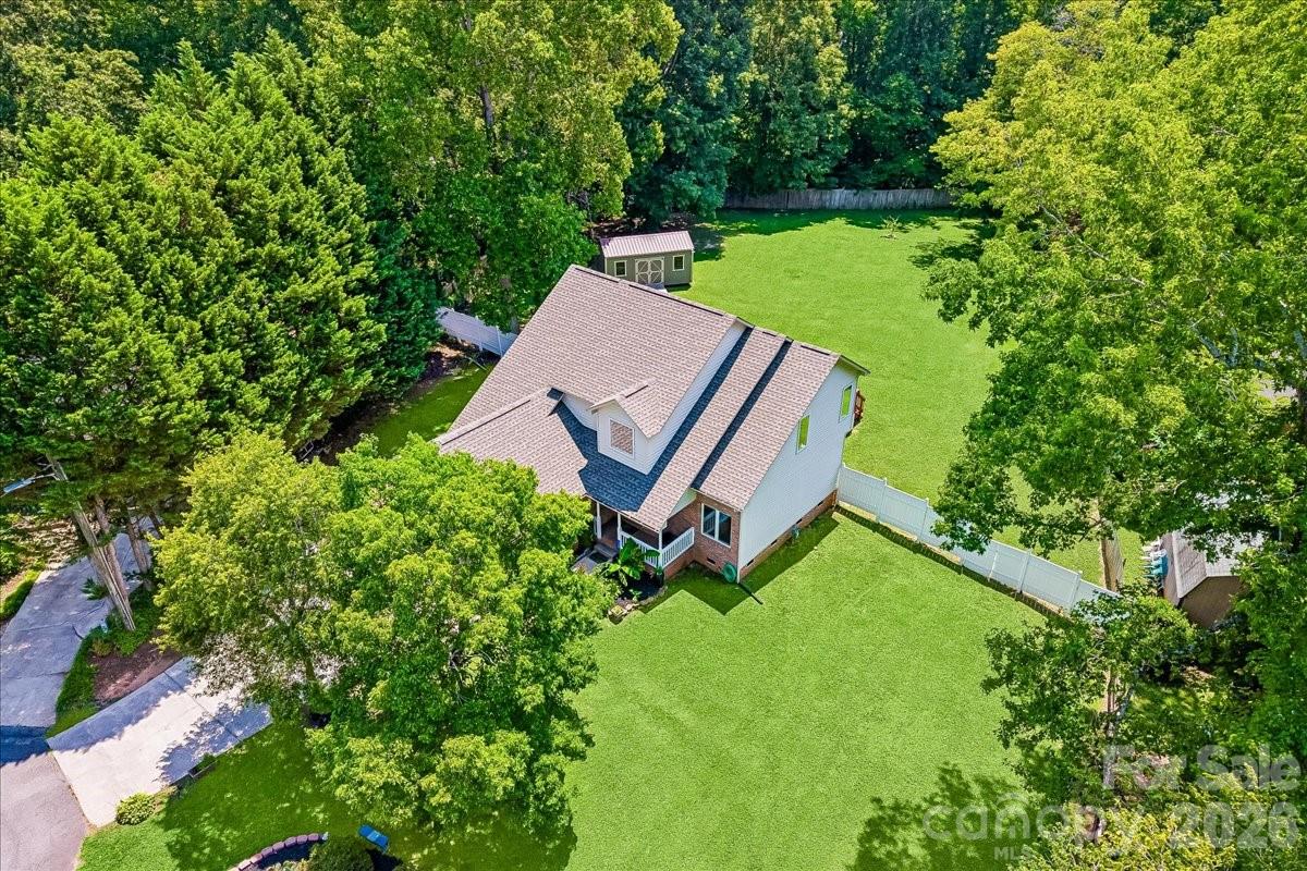 508 Watergate Circle — Gastonia