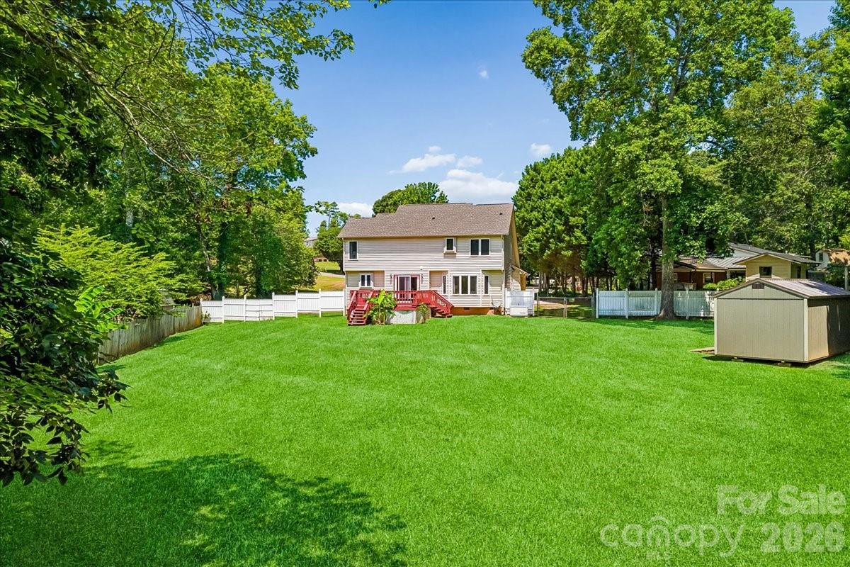 508 Watergate Circle — Gastonia