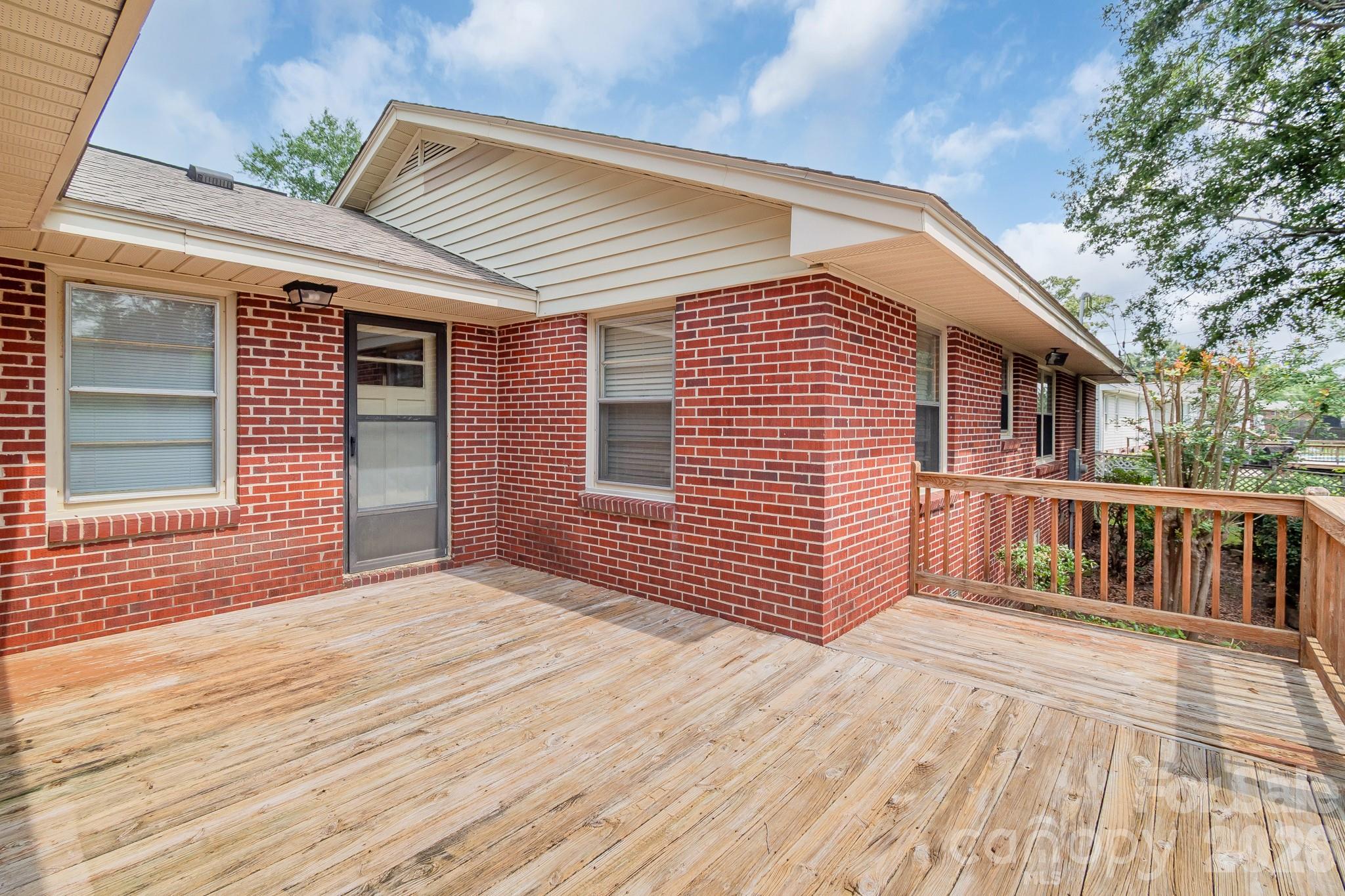 207 Park Drive — Kershaw