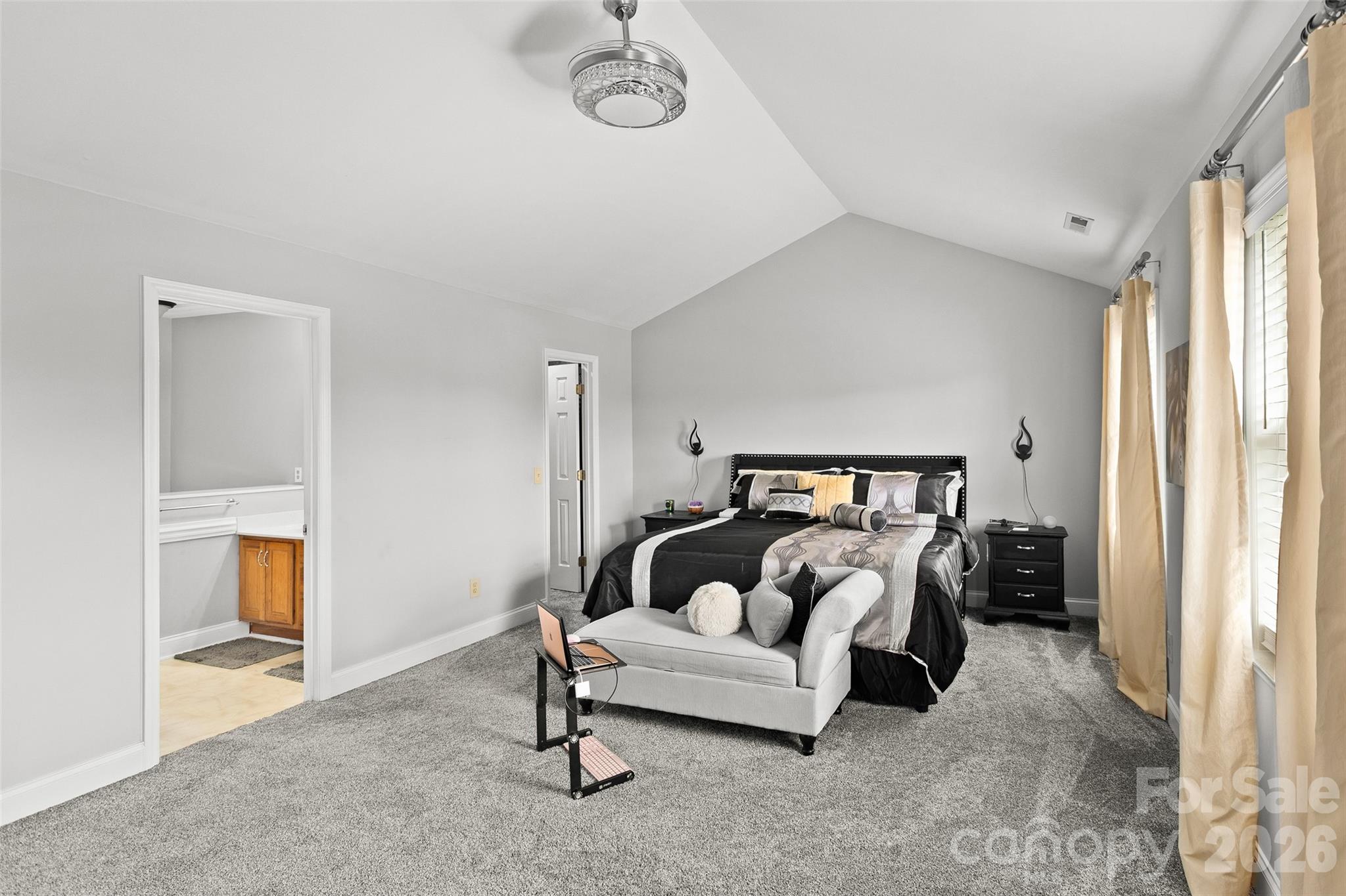 1005 Lisa Run Drive — Kernersville