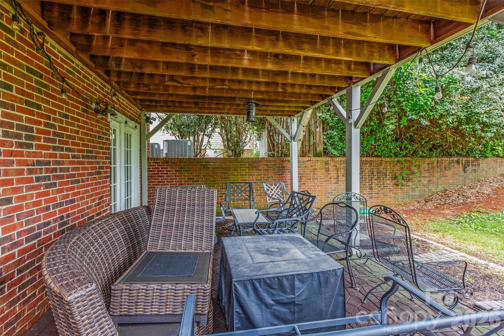 1005 Lisa Run Drive — Kernersville